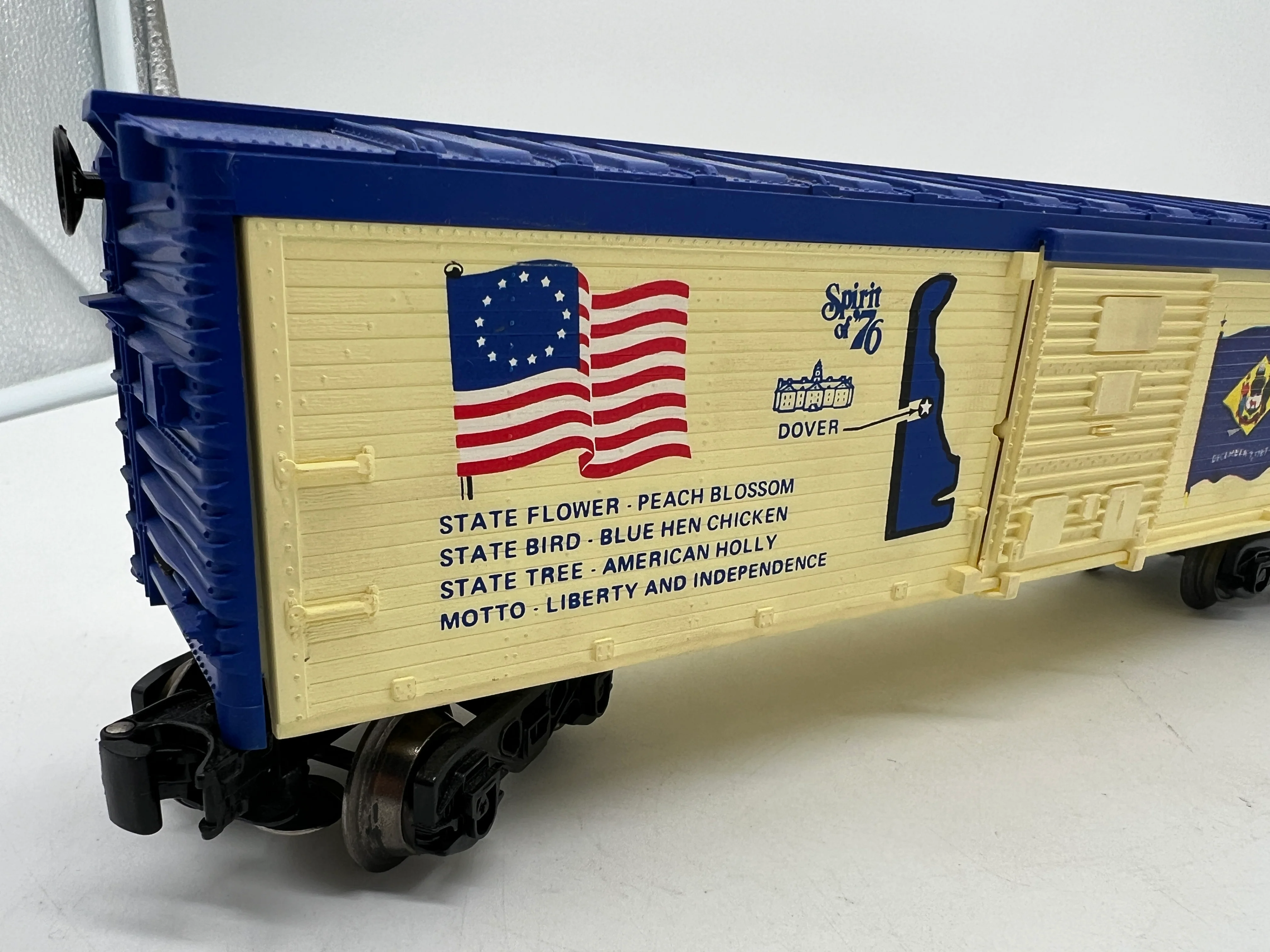 Lionel 6-7601 - Spirit of '76 State of Delaware box car train O SCALE Like New - Image 3
