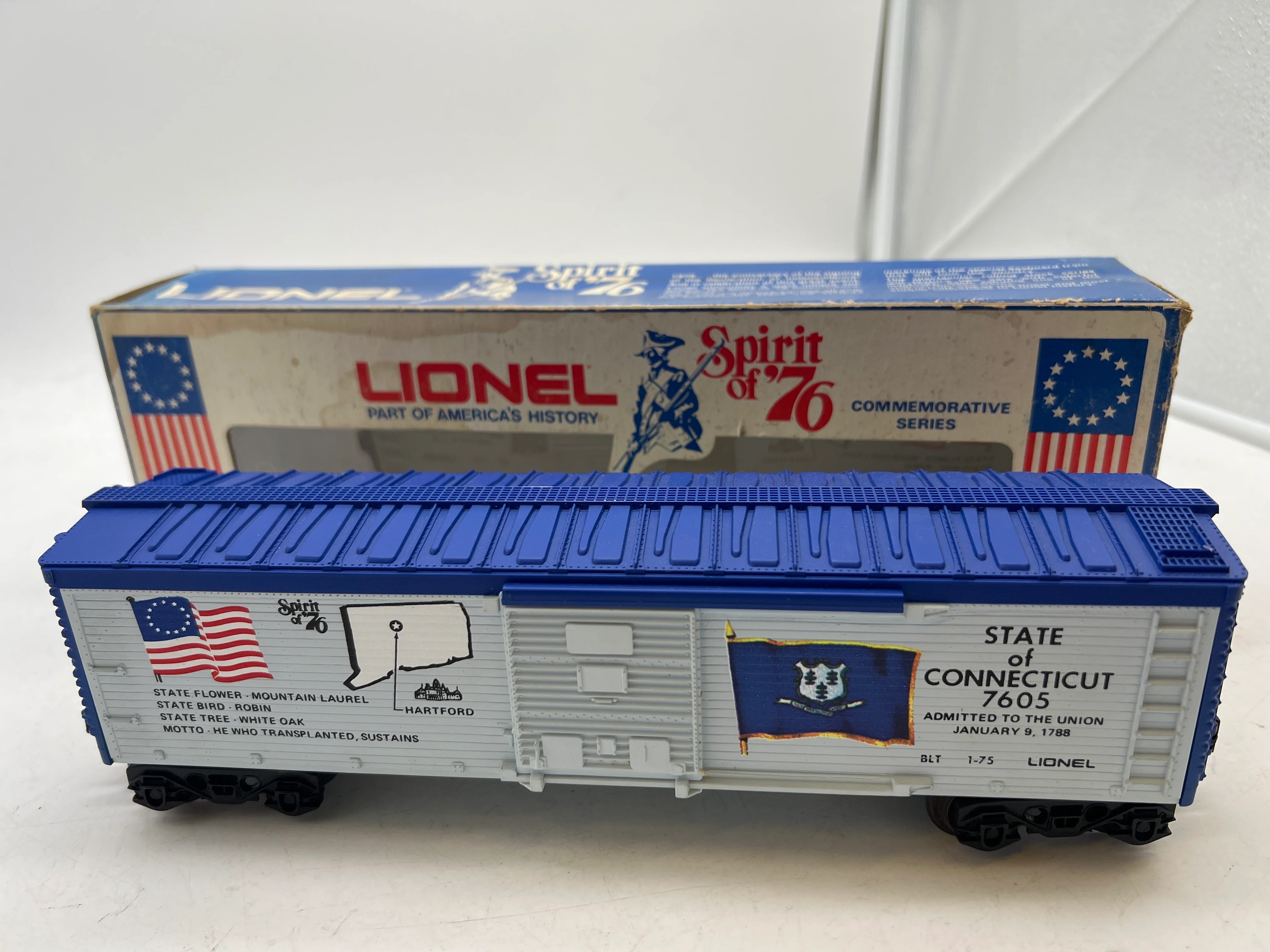 Lionel 6-7605 Spirit of 76 State of Connecticut boxcar O scale Like New