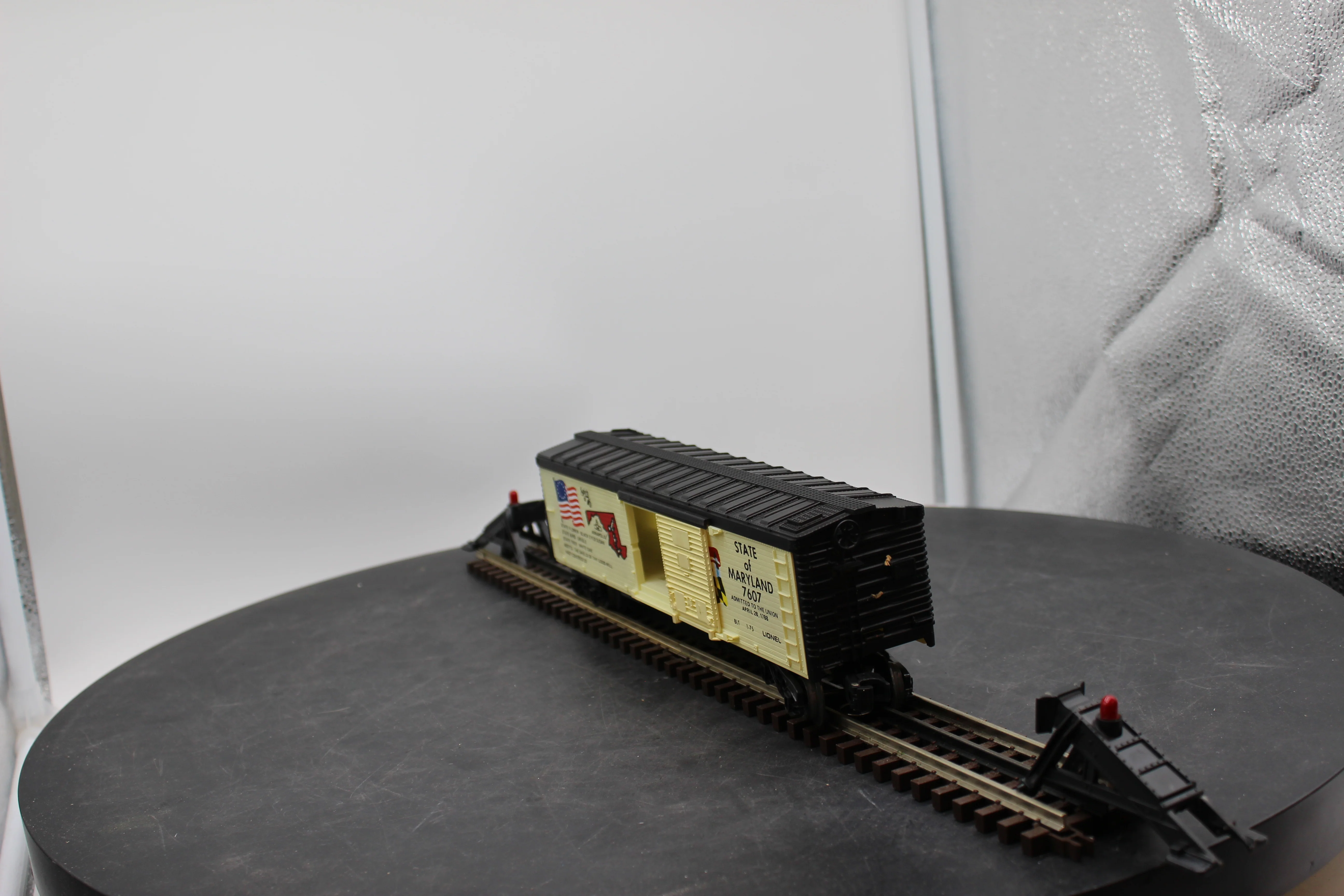 Lionel 6-7607 LIONEL Spirit of 76 Maryland Boxcar O SCALE Used Excellent Damaged Box - Image 5