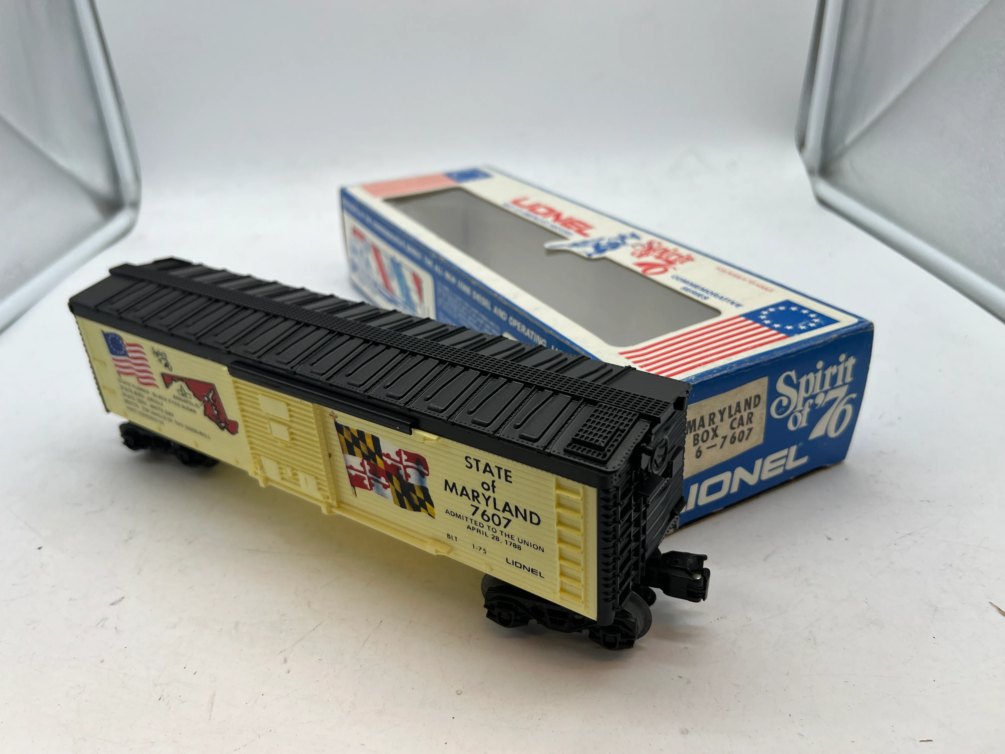 Lionel 6-7607 Spirit of 76 State of Maryland box car O scale Like New - Image 5
