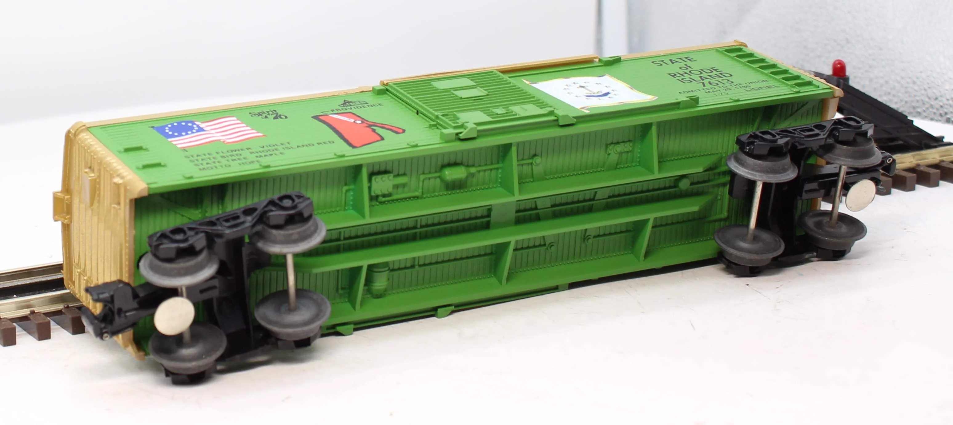 Lionel 6-7613 RHODE ISLAND Box Car Mainline O Scale Like New - Image 5