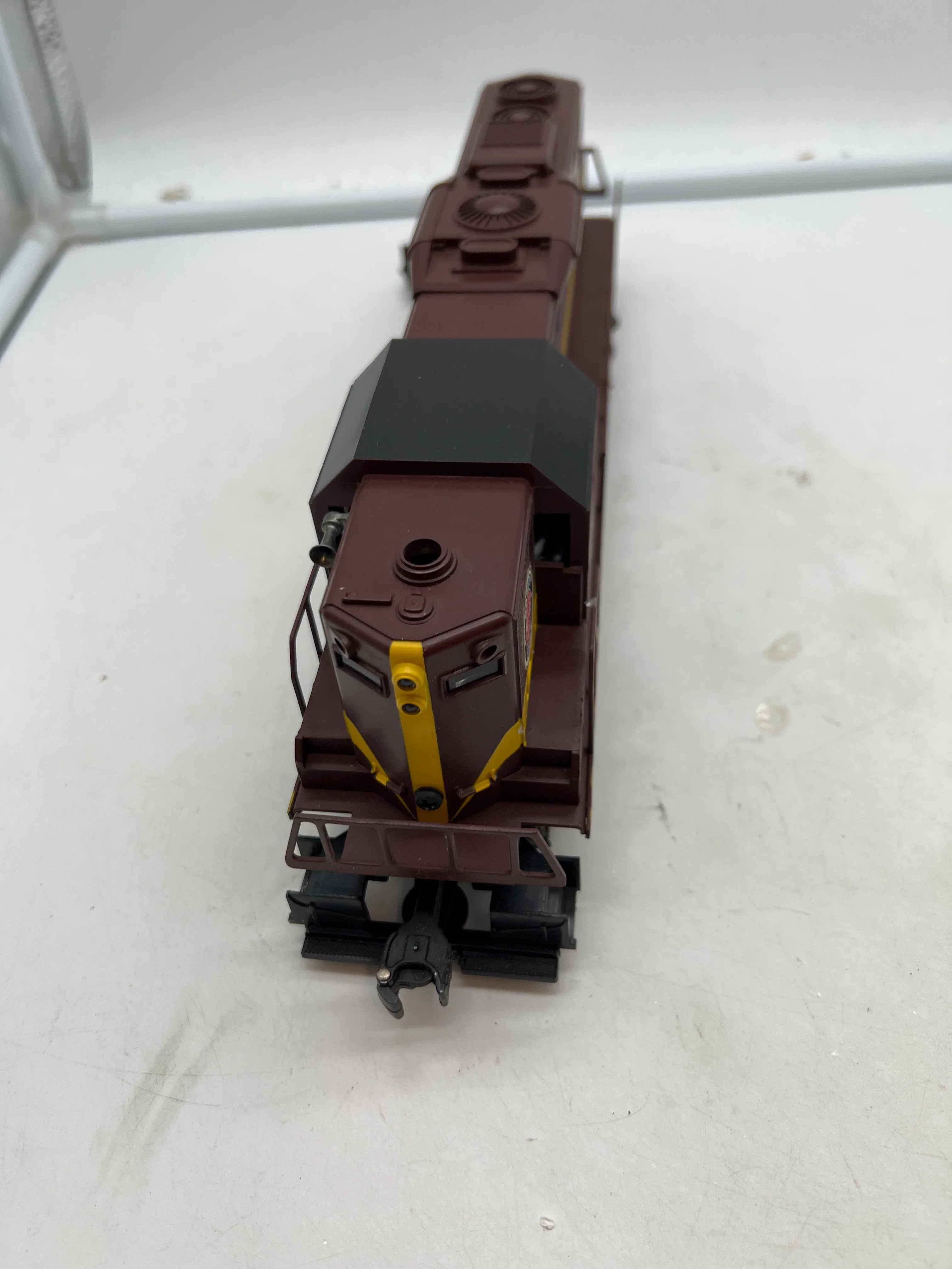 Lionel 6-8159 Duluth Missabe GP-35 dummy locomotive O SCALE Used Excellent Damaged Box - Image 4