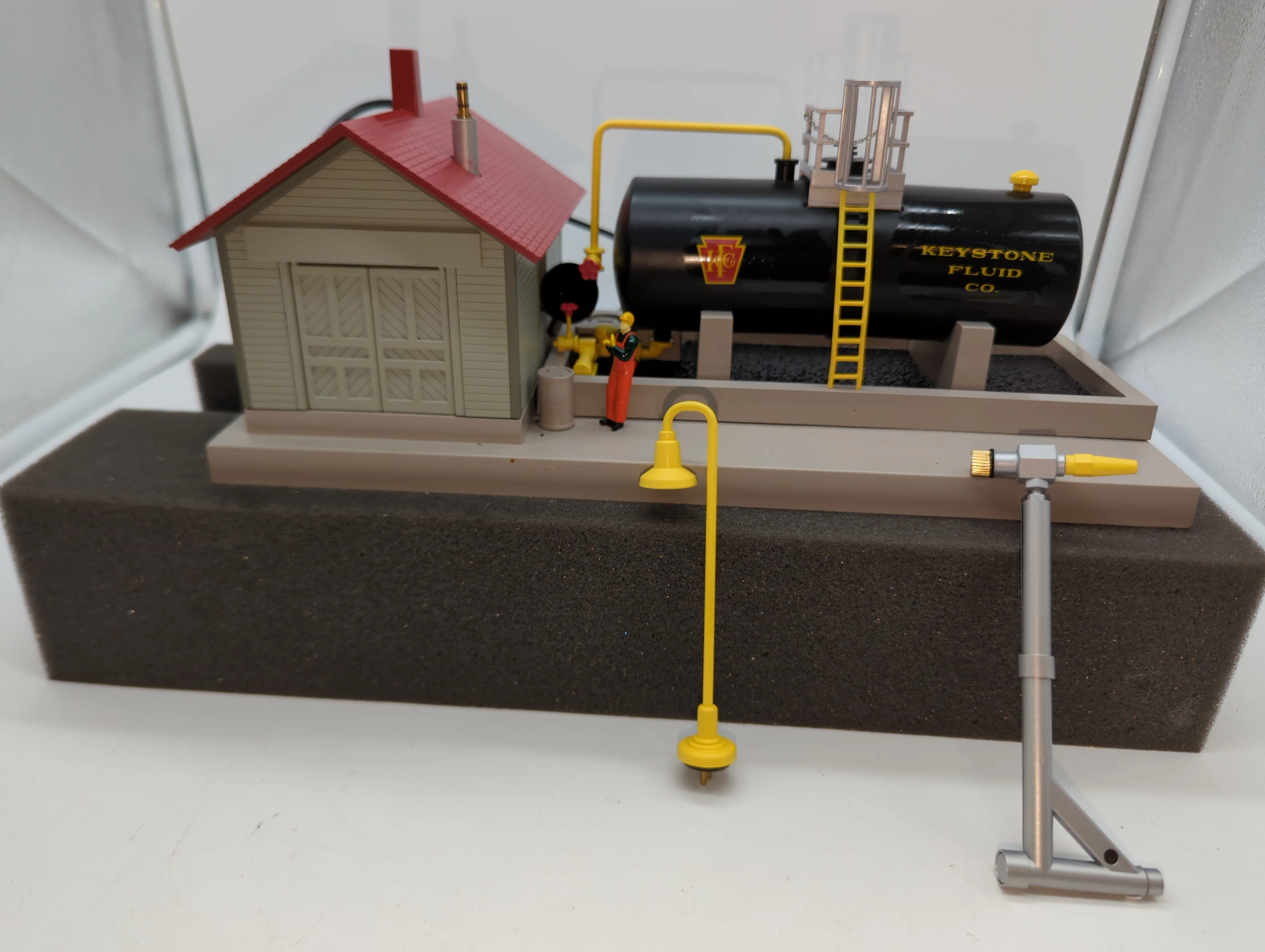 Lionel 6-83634 KEYSTONE COMMAND CONTROL SMOKE FLUID LOADER O SCALE Like New - Image 2