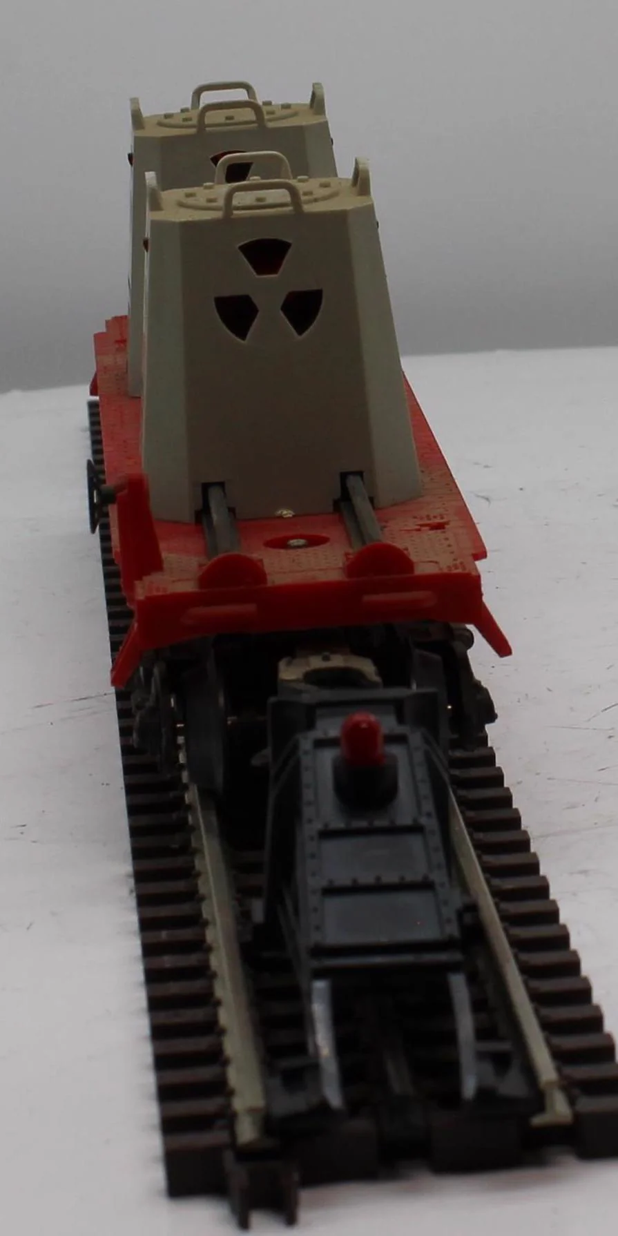 Lionel 6-9234 Lionel Radioactive Waste Car O Scale Used - Image 5