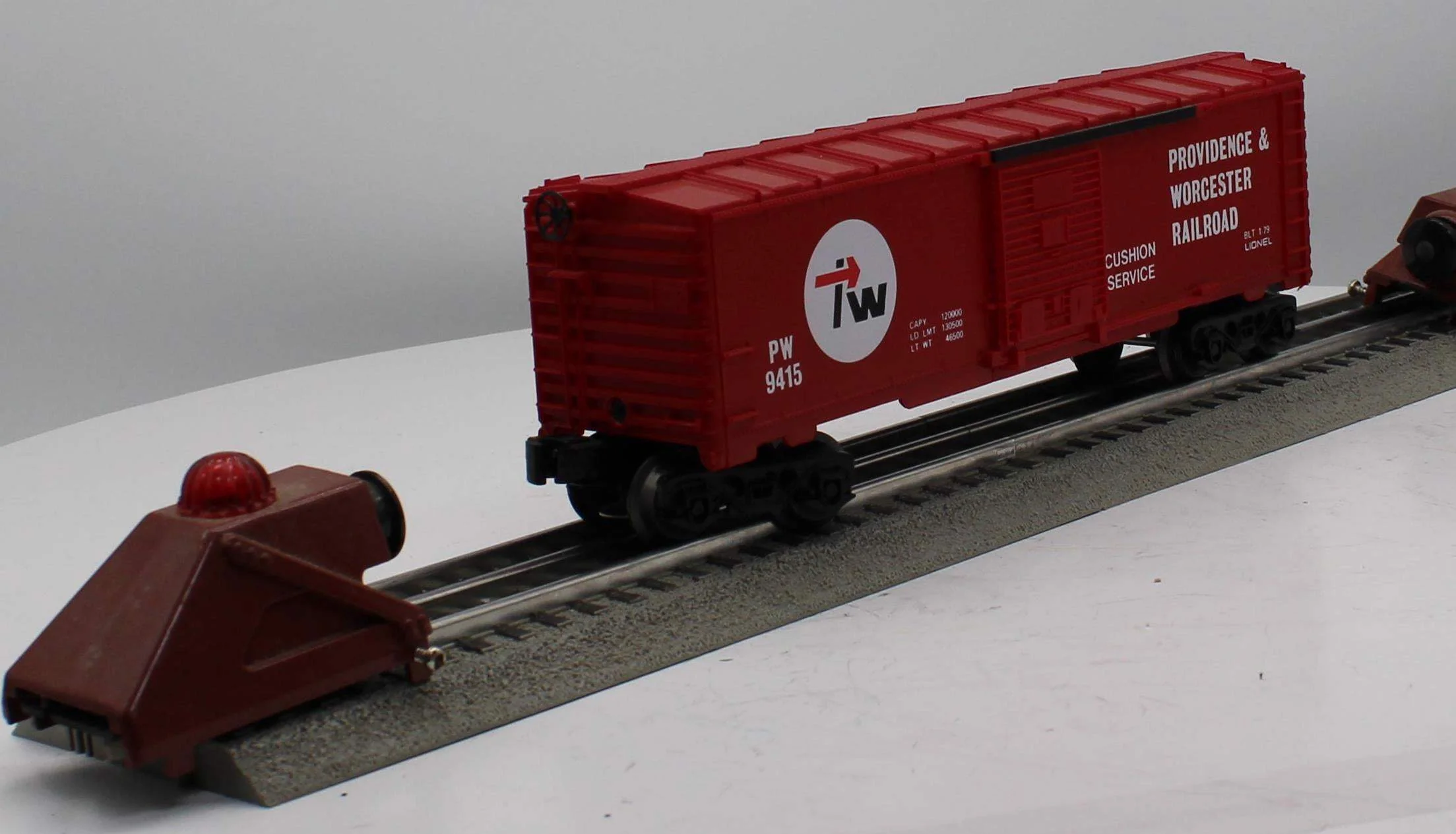 Lionel 6-9415 PROVIDENCE & WORCESTER Boxcar Mainline O Scale Like New - Image 6