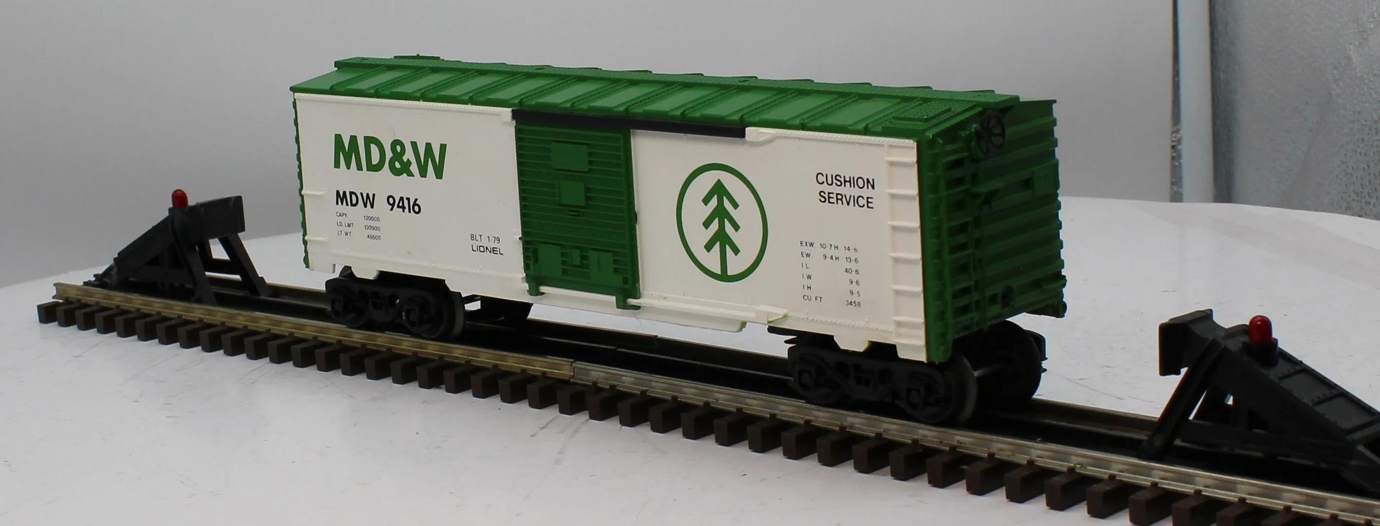 Lionel 6-9416 MINNESOTA DAKOTA & WESTERN Freight Carrier O Scale Used Damaged Box - Image 4