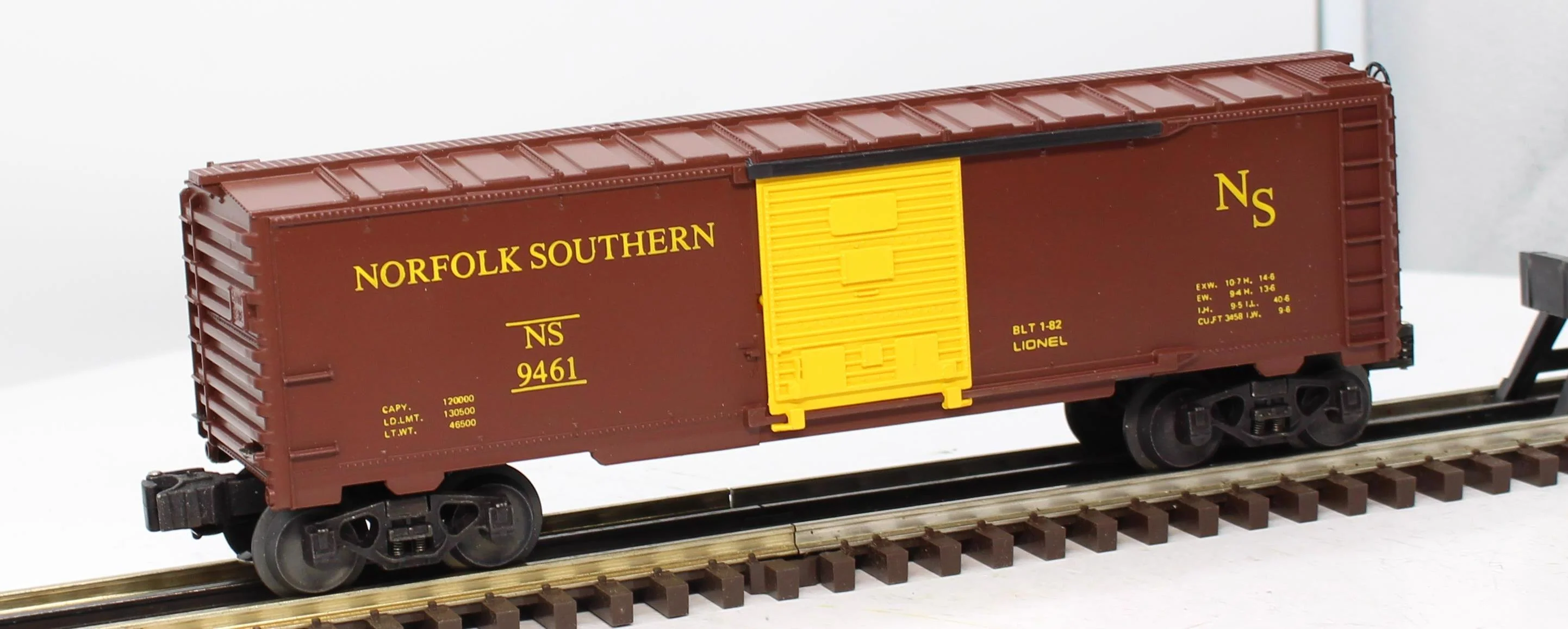 Lionel 6-9461 NORFOLK SOUTHERN Boxcar Mainline O Scale Like New - Image 4