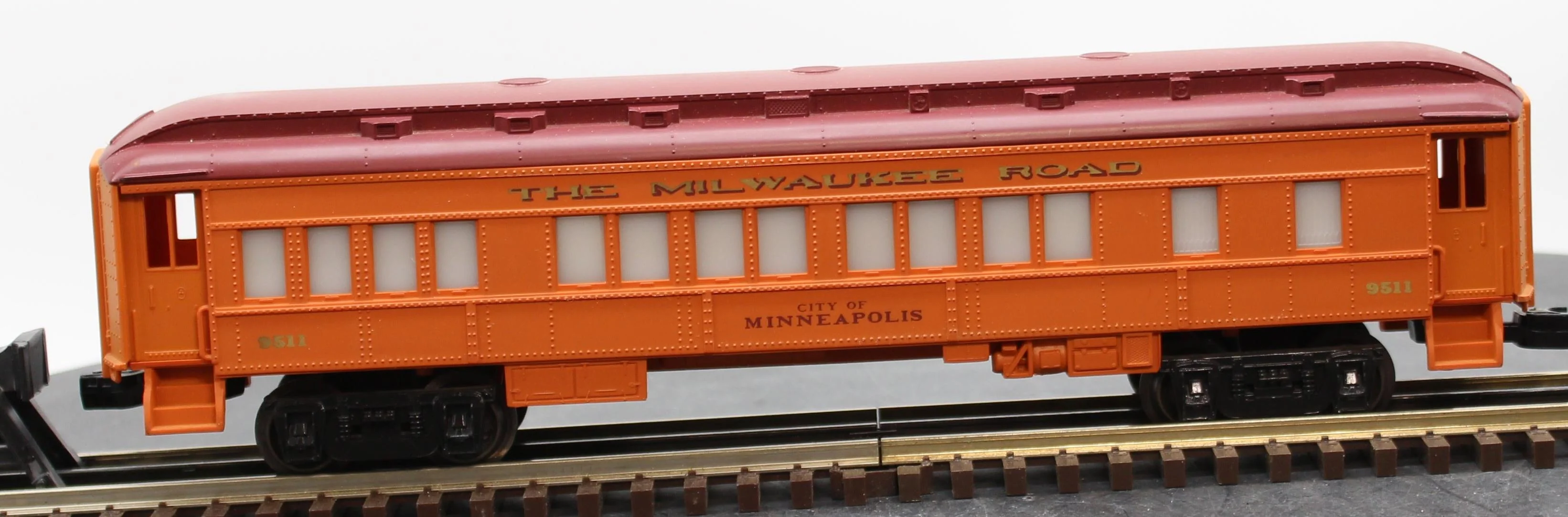 Lionel 6-9511 THE MILWAUKEE ROAD Minneapolis Passenger Car O SCALE Used Damaged Box - Image 7