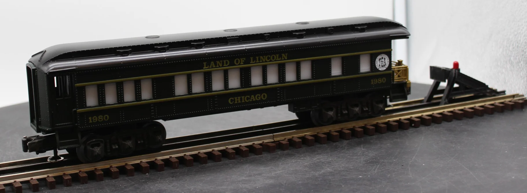 Lionel 6-9544 TCA 1980 Land of Lincoln Chicago Observation Car O SCALE Like New - Image 5