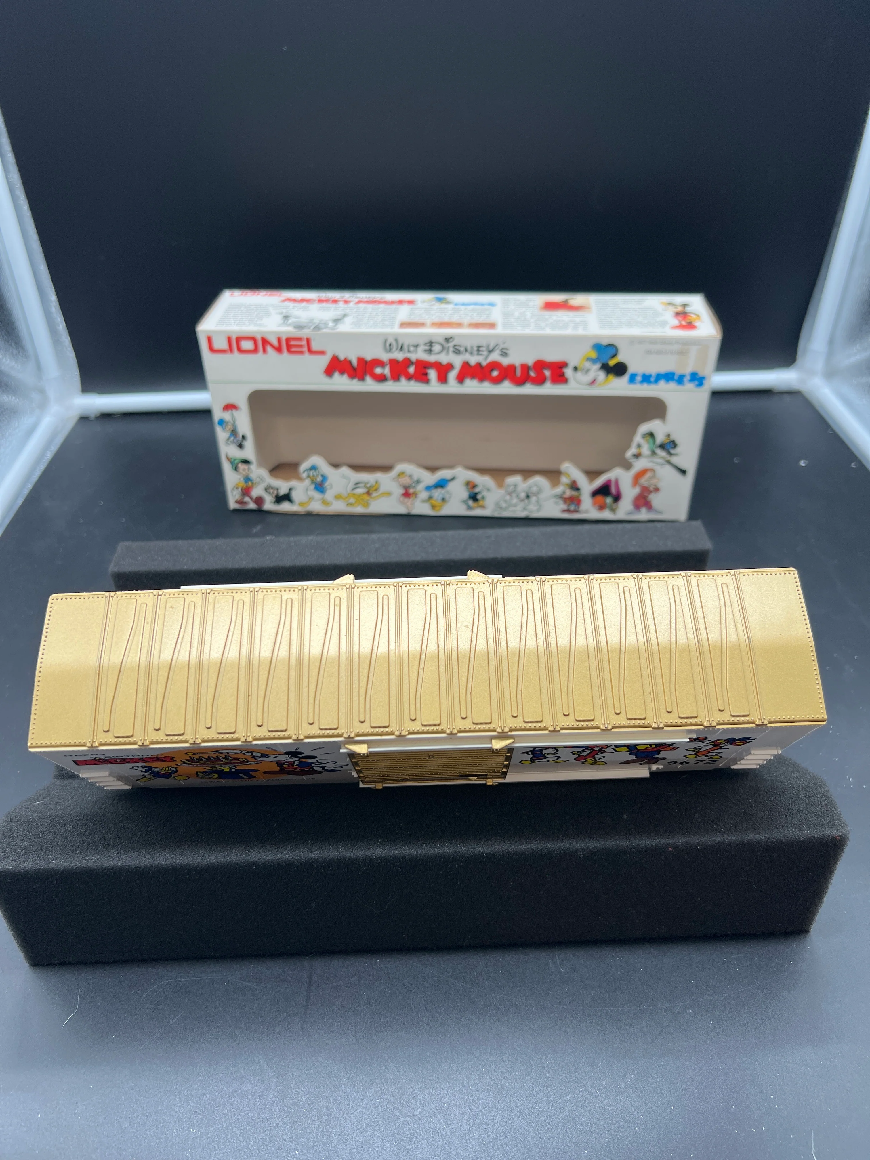 Lionel 6-9672 Mickey Mouse 50th Anniversary Boxcar RARE O SCALE Limited - Image 6