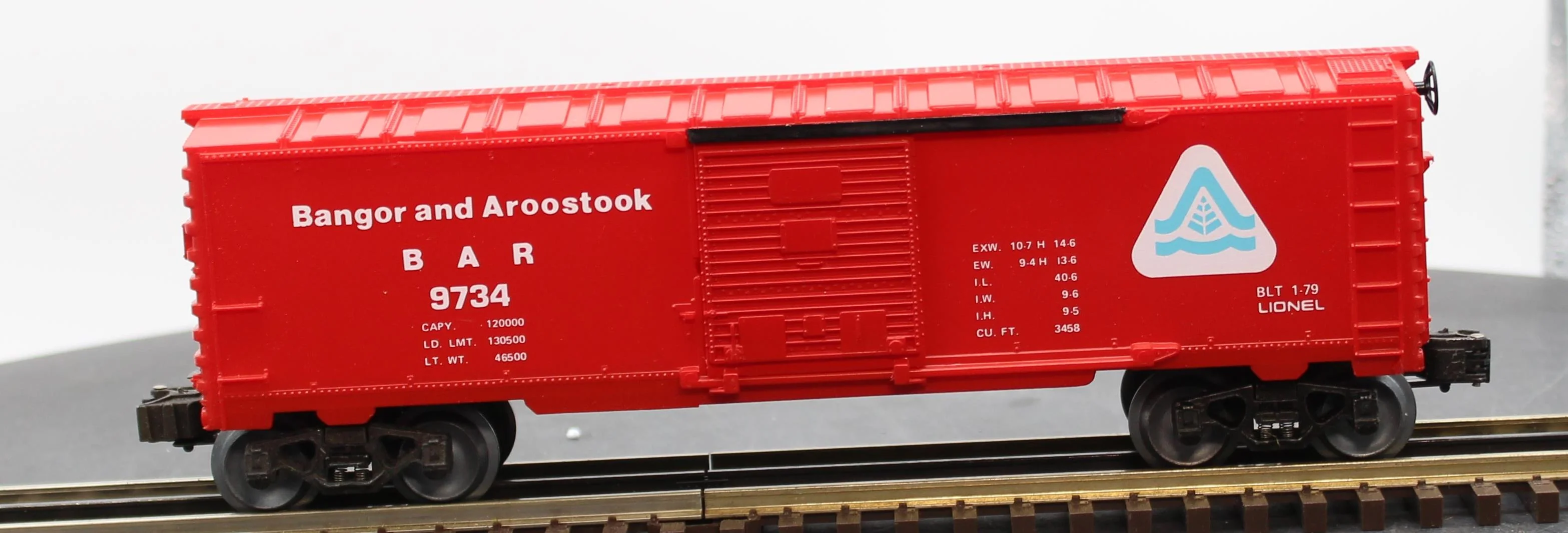 Lionel 6-9734  3-Rail 628810-725 BAR Bangor & Aroostook Single Door Box Car 9734 O SCALE Used Damaged Box - Image 6