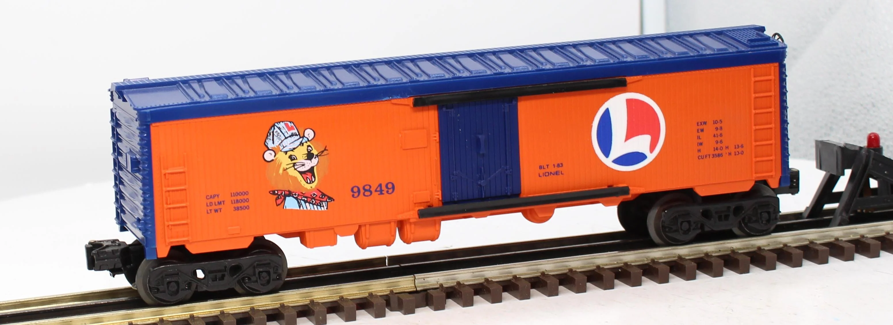 Lionel 6-9849 LIONEL LINES Billboard Reefer Lionel Lines O Scale Like New - Image 3