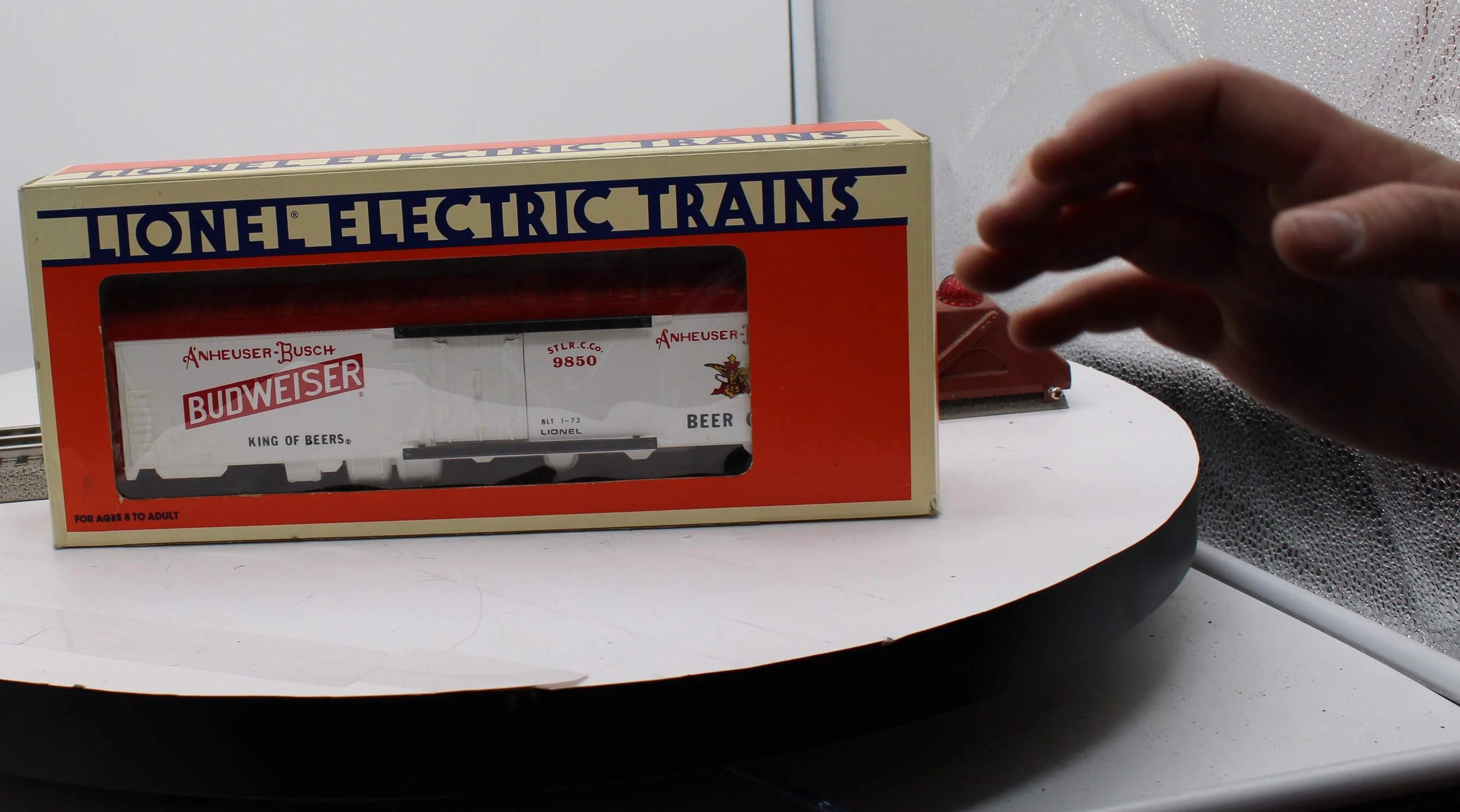Lionel 6-9850 budweiser billboard reefer beer O SCALE Used Excellent - Image 2