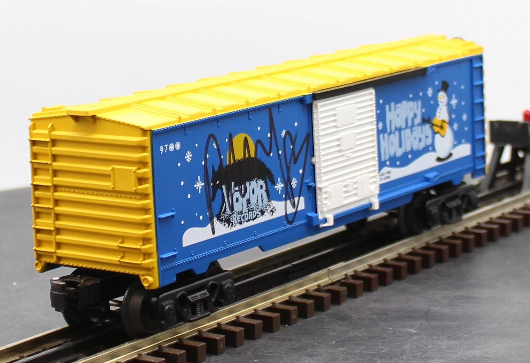 Lionel Christmas 6-26228 Vapor Boxcar O SCALE Like New - Image 5