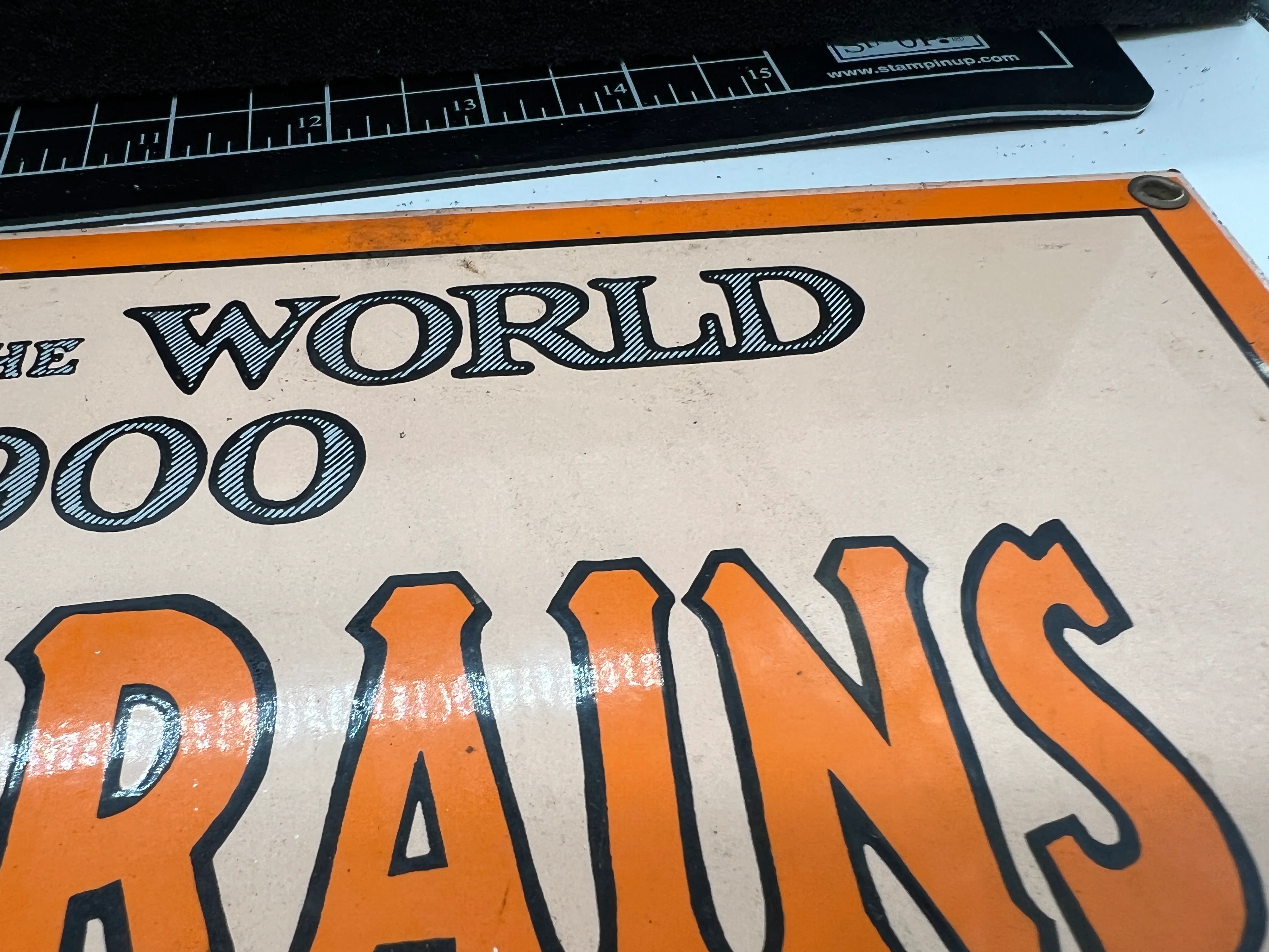 Lionel LTS1986 VINTAGE 1986 LIONEL ELECTRIC TOY TRAINS & MULTIVOLT TRANSFORMERS STANDARD OF THE WORLD SINCE 1900 STEEL SIGN Used Excellent No Box - Image 5