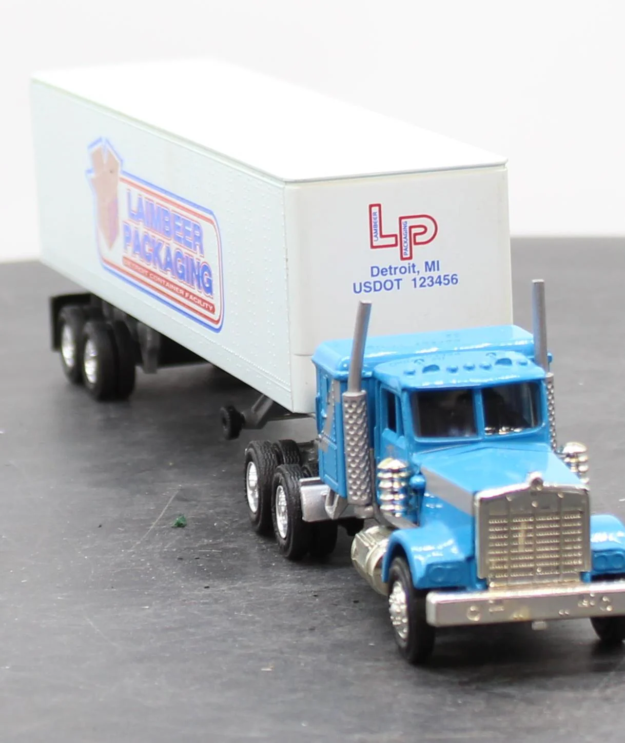 Lionel O Scale 6-12860 Used Damaged Box - Image 2