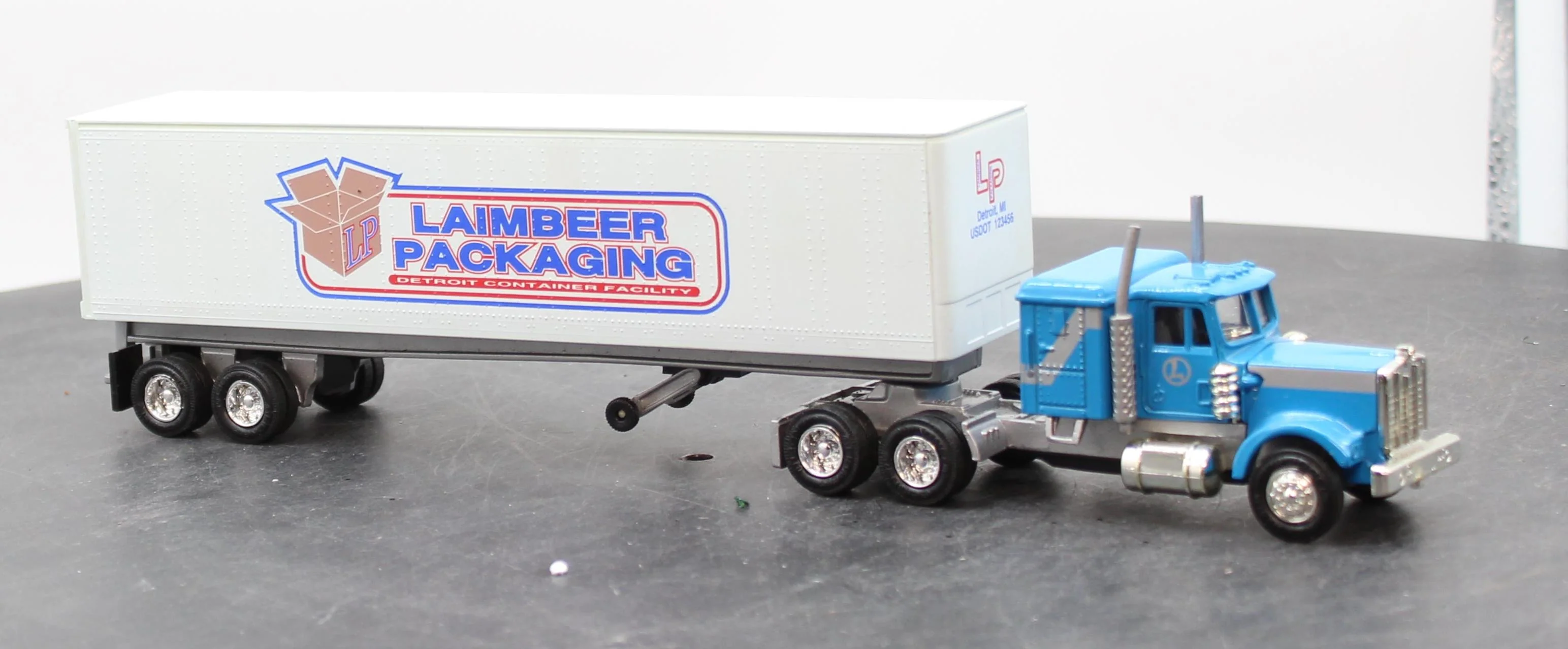 Lionel O Scale 6-12860 Used Damaged Box - Image 4