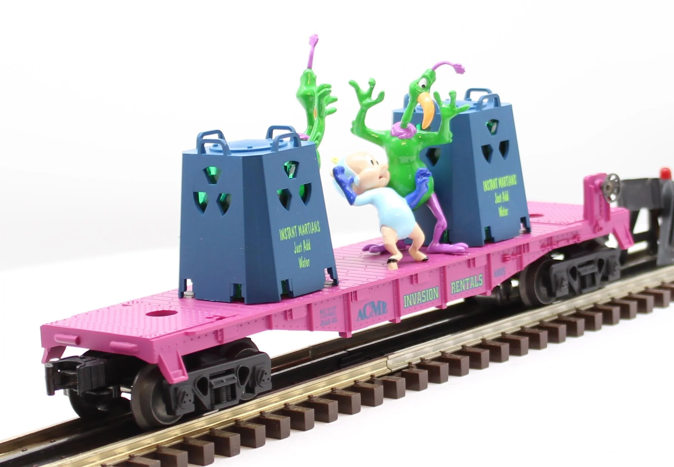 Lionel Porky Pig And 2 Instant Martians Flat Car Blinking Load 6-16754 O SCALE Like New - Image 6