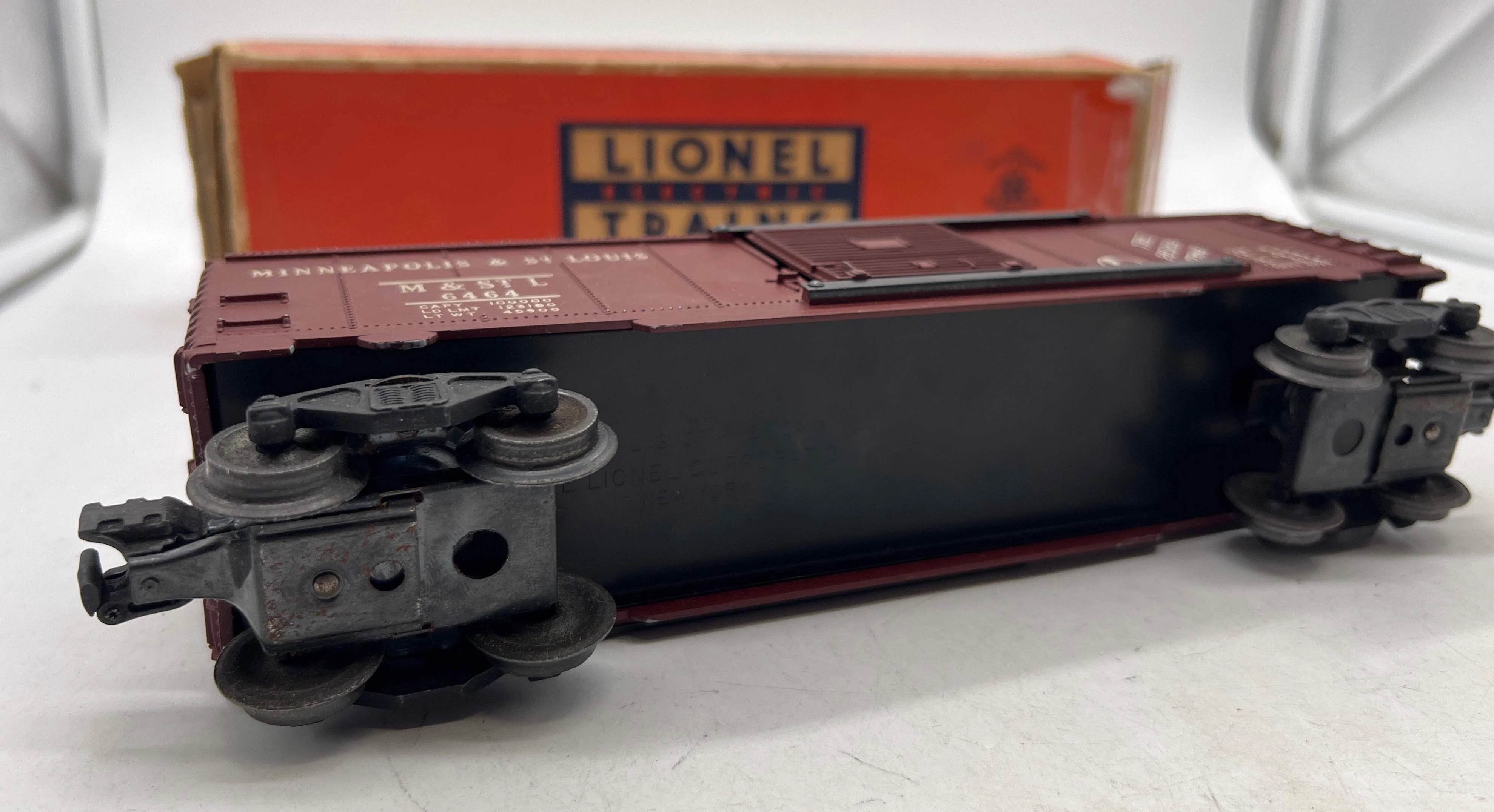 Lionel Postwar 6464-50 MINNEAPOLIS & ST. LOUIS Box Car 6464 Scale O SCALE Used Excellent Damaged Box - Image 2