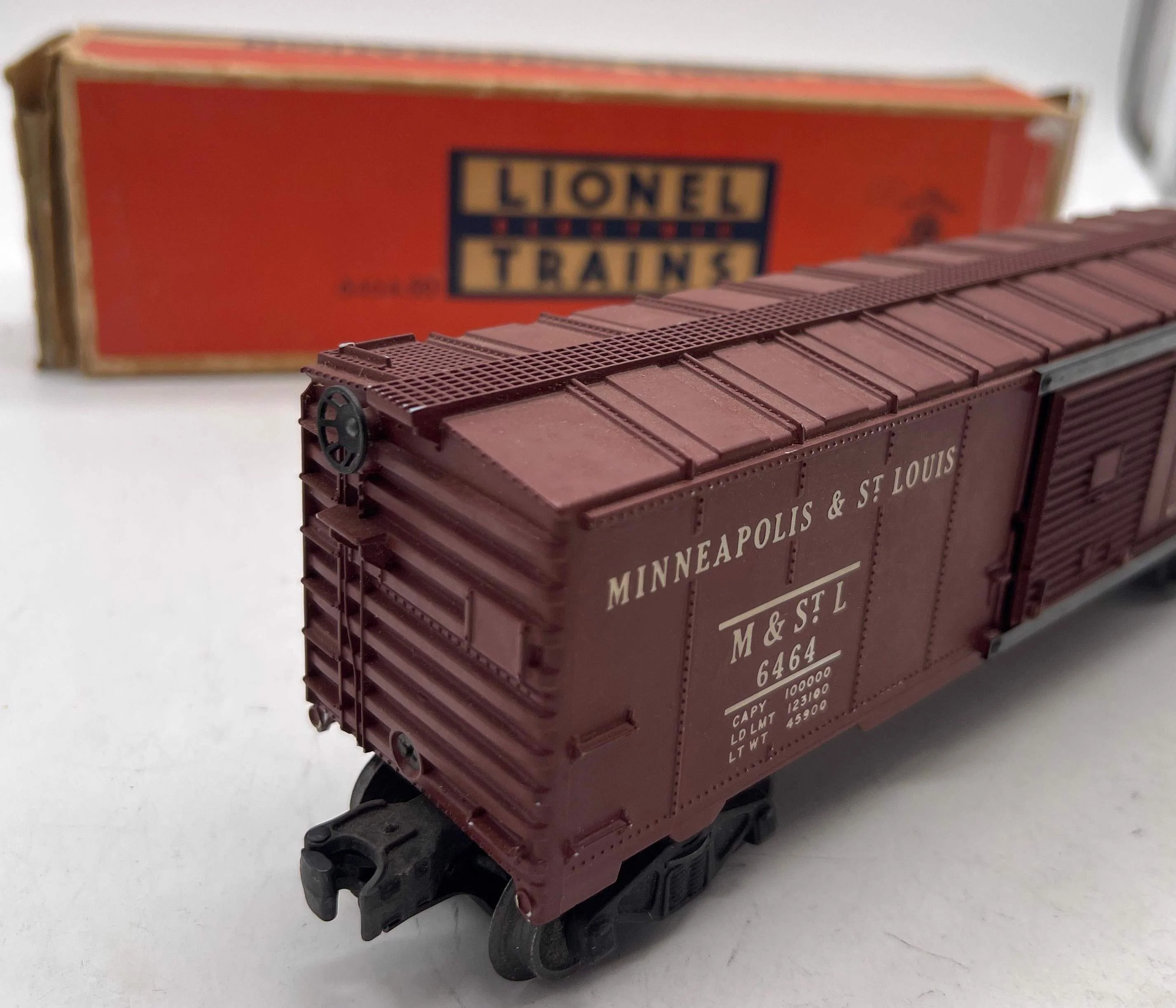 Lionel Postwar 6464-50 MINNEAPOLIS & ST. LOUIS Box Car 6464 Scale O SCALE Used Excellent Damaged Box - Image 3
