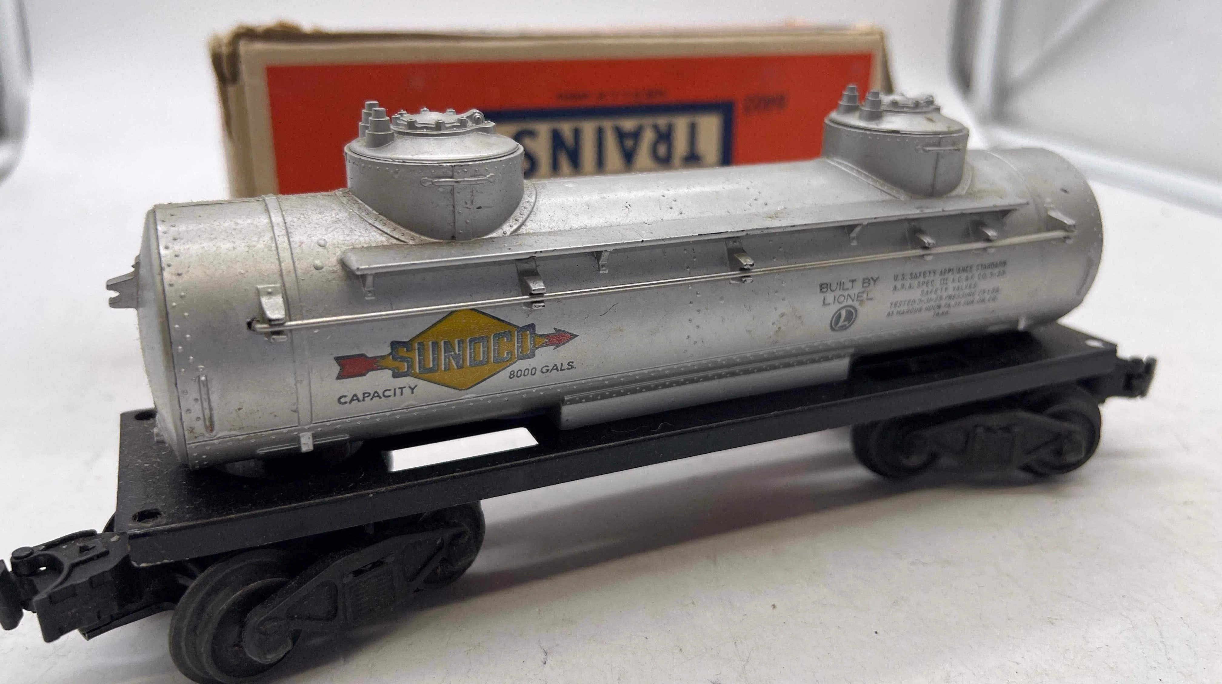 Lionel Postwar 6465 Sunoco Tank Car O SCALE Used Excellent Damaged Box - Image 2