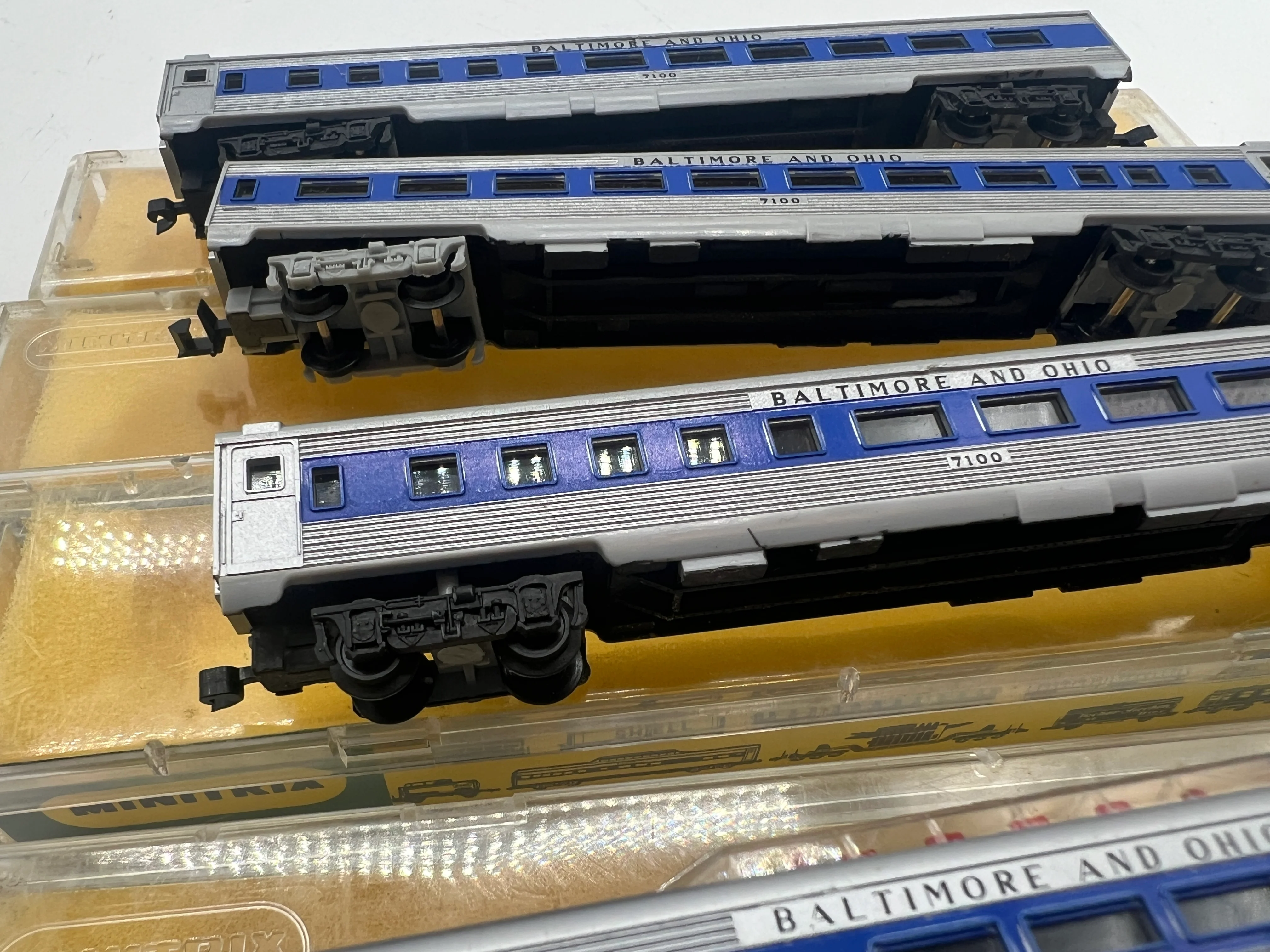 Minitrix 3034 3034 3044 3054 Baltimore & Ohio B&O Passenger Car Set (4) N SCALE Used Excellent - Image 6