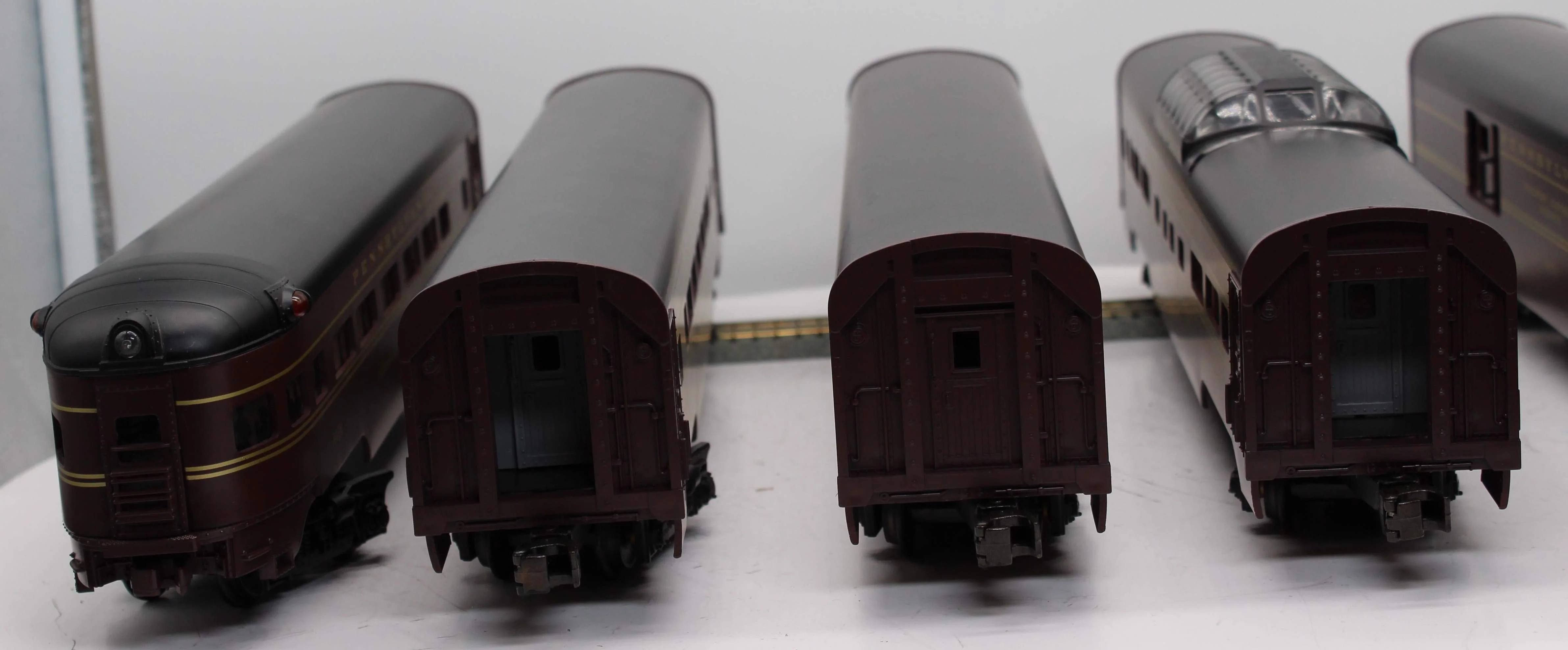 MTH MT / 20-6003 PENNSYLVANIA 5-Car 60' Aluminum Passenger Set Premier O Scale Like New - Image 5