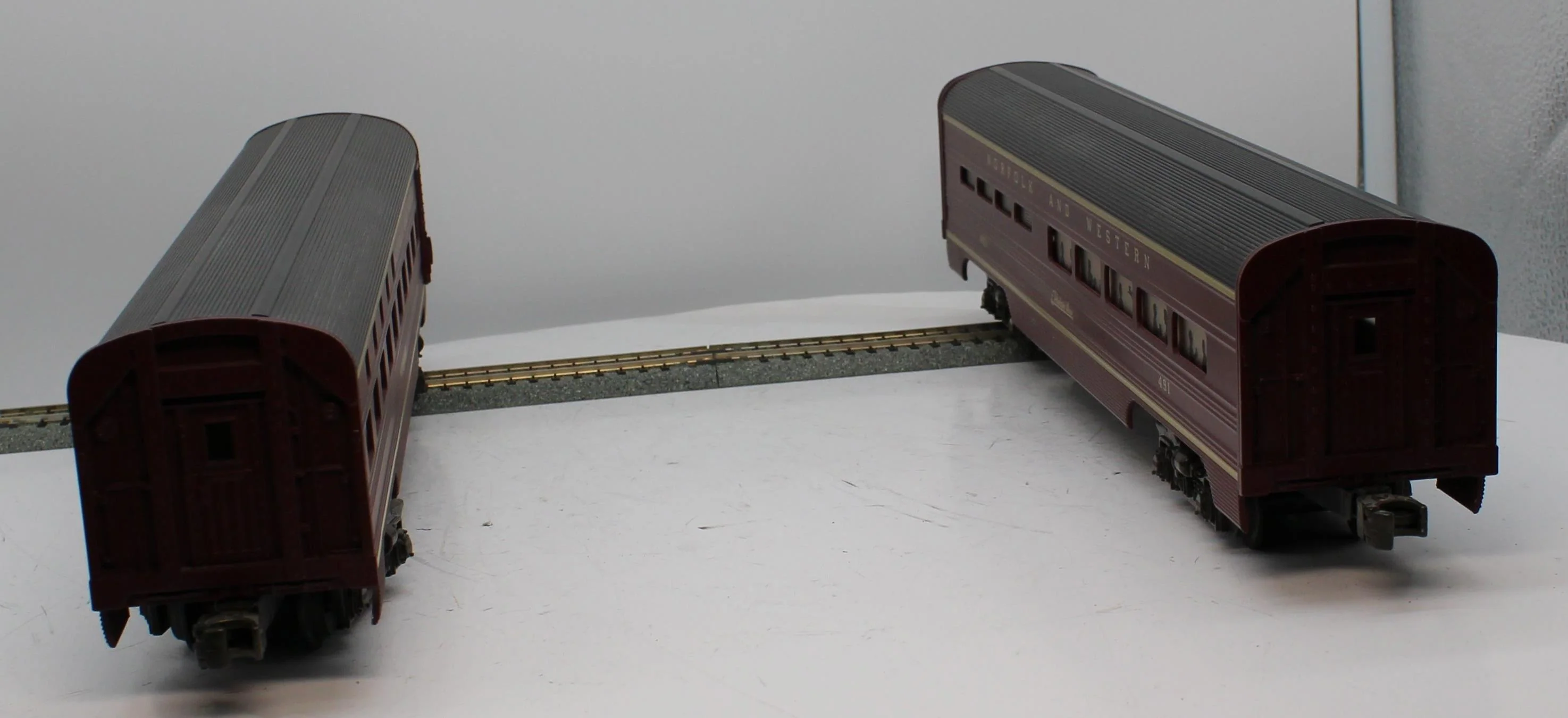 MTH 20-6114 NORFOLK & WESTERN 60' Slp/Din Aluminum Passenger Set Premier O Scale Like New - Image 6