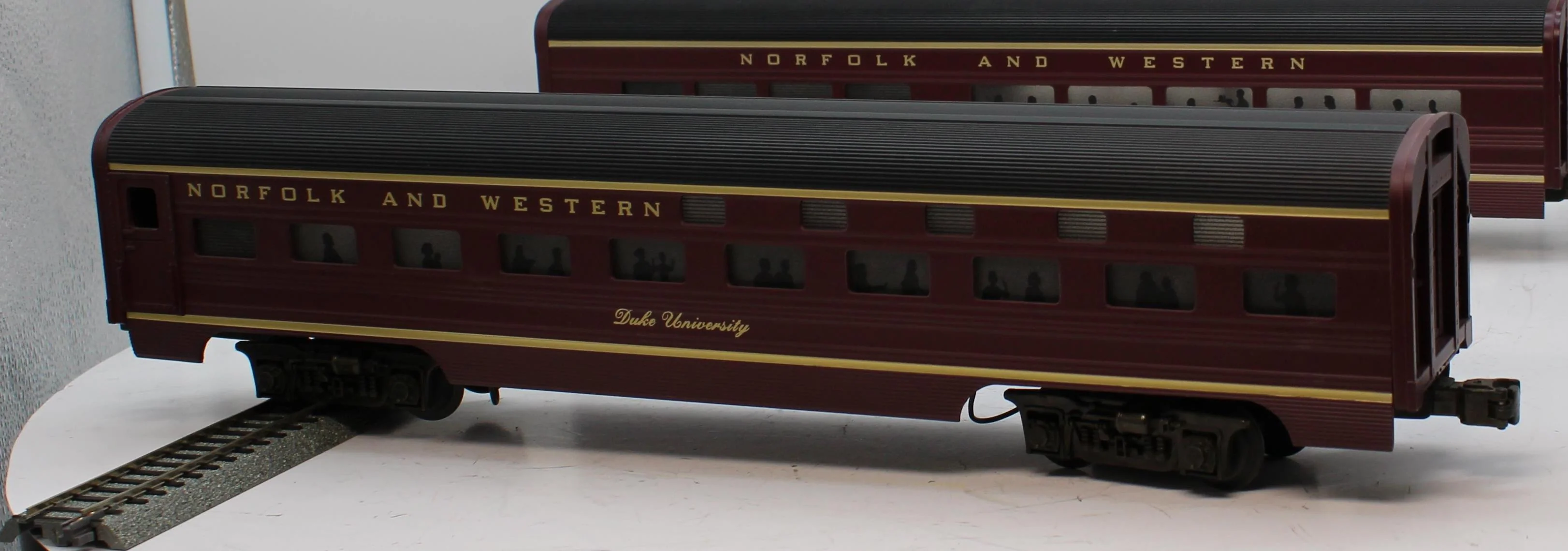 MTH 20-6114 NORFOLK & WESTERN 60' Slp/Din Aluminum Passenger Set Premier O Scale Like New - Image 7