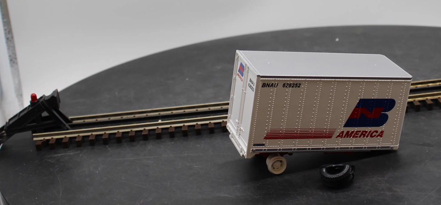 MTH 20-90014C Burlington Northern Electric Train O Scale Used Damaged Box - Image 11