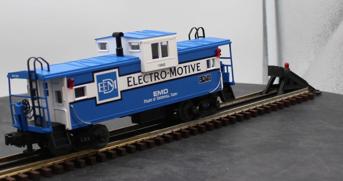 MTH 20-91006 EMD Caboose O SCALE Like New - Image 7