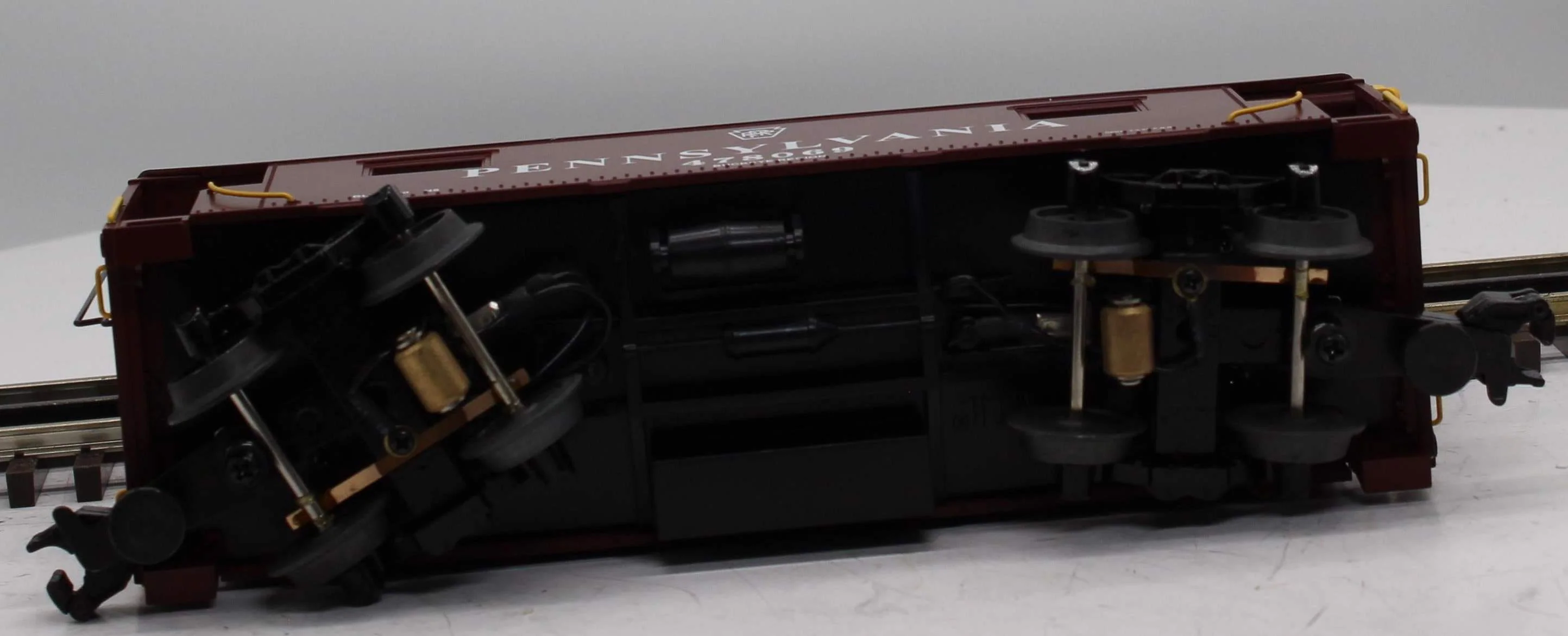 MTH 20-91014 PENNSYLVANIA N-8 Caboose Premier #478069 O Scale Like New - Image 7
