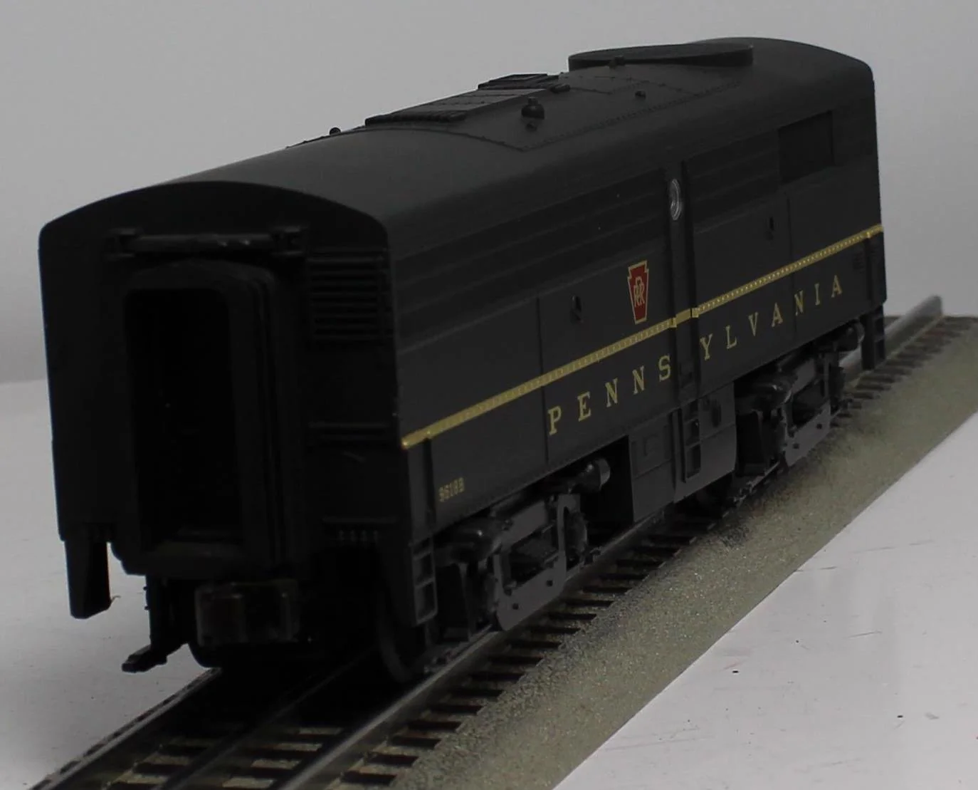MTH 30-2173-3 PENNSYLVANIA FA-2 B Unit RailKing O Scale Used Excellent - Image 7
