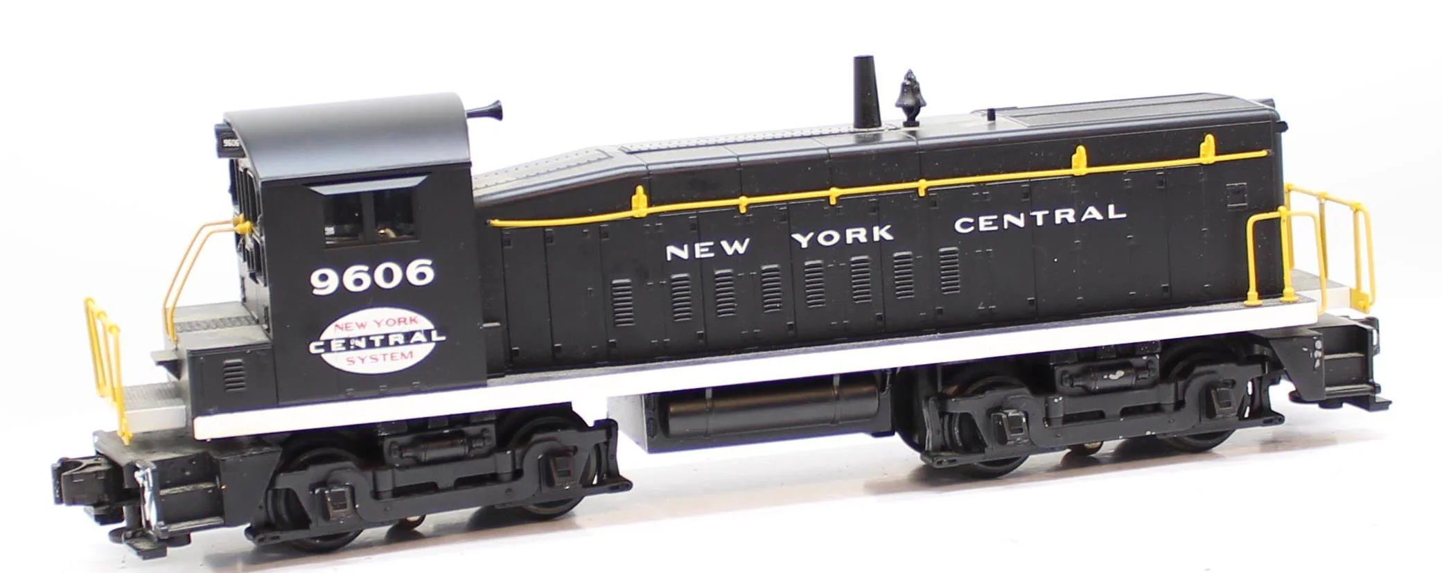 MTH 30-2176-0 NEW YORK CENTRAL NYC  SW-8 RailKing Powered Switcher Cab #9606 O Scale Used Excellent - Image 5
