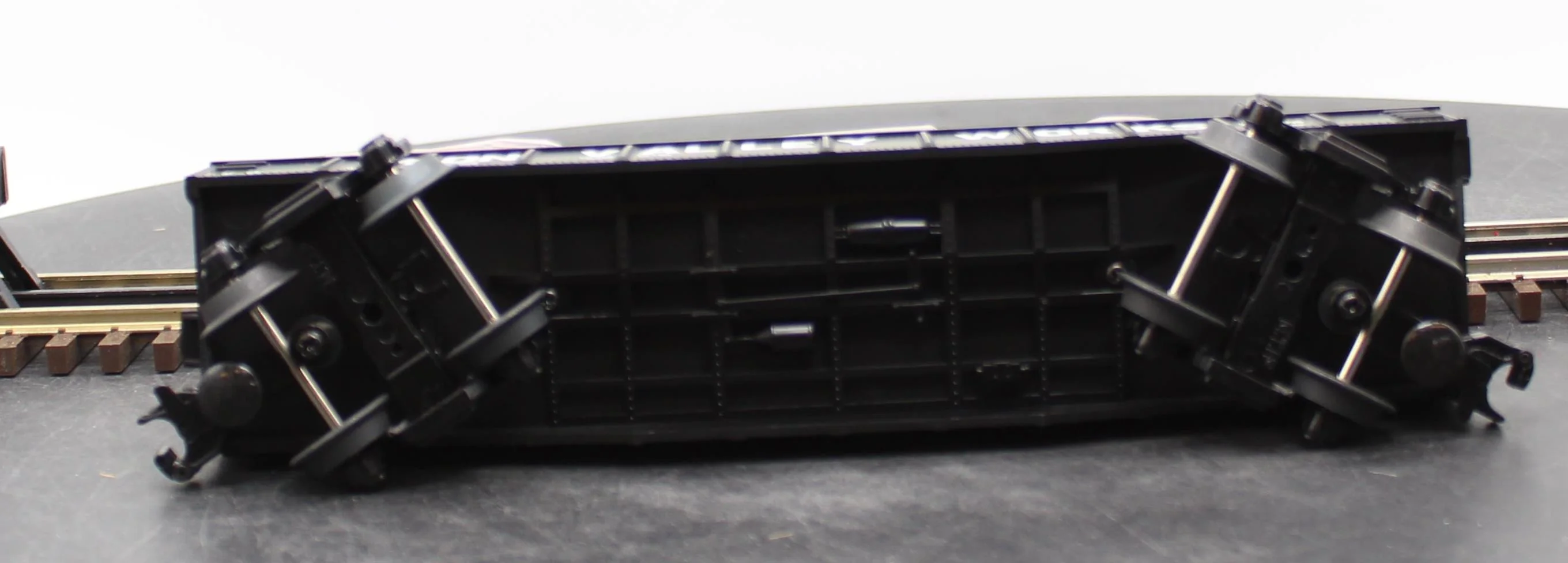 MTH 30-4159B RAILKING Mon Valley Works Gondola with (3) LCL Containers O SCALE Like New - Image 2