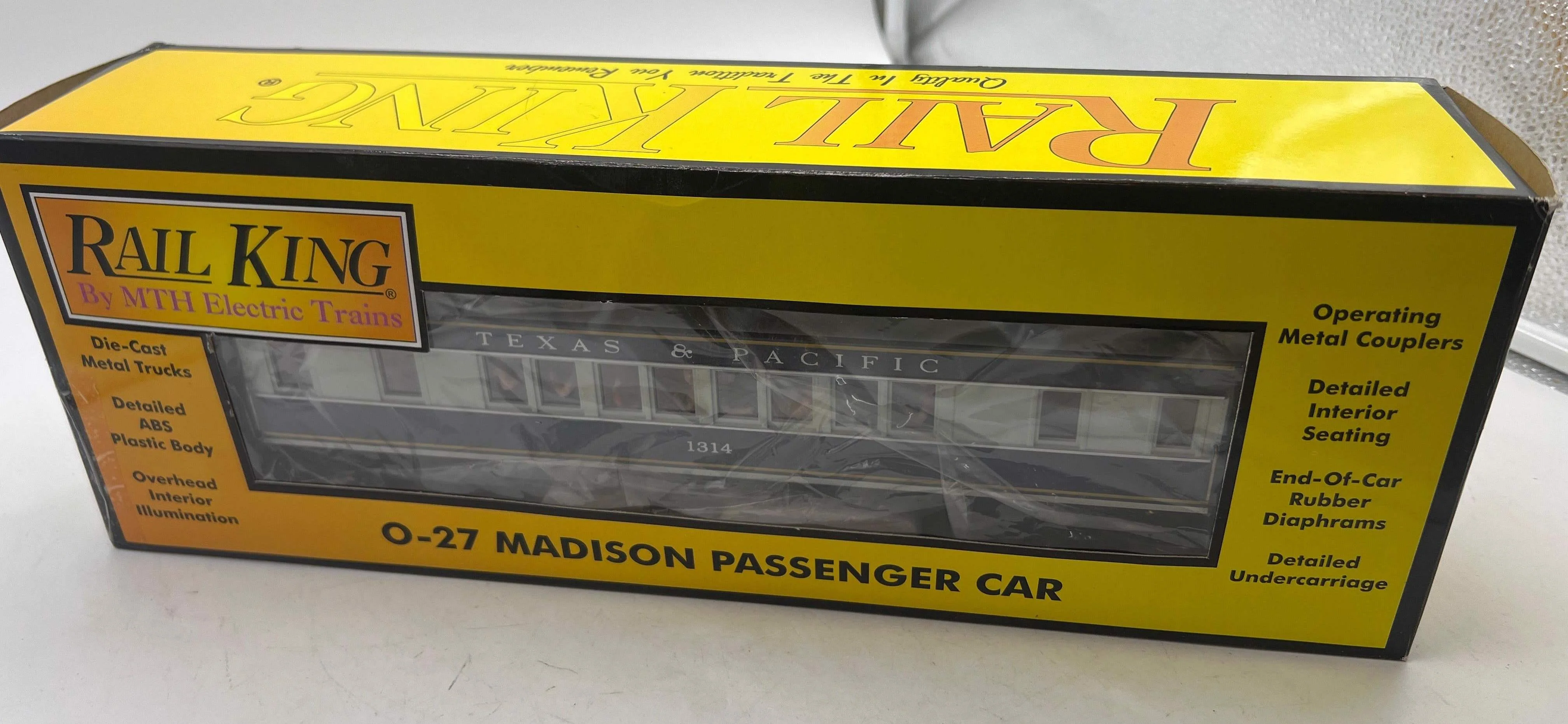 MTH 30-6223 TEXAS & PACIFIC Madison Observation Car RailKing O Scale Used Excellent - Image 4