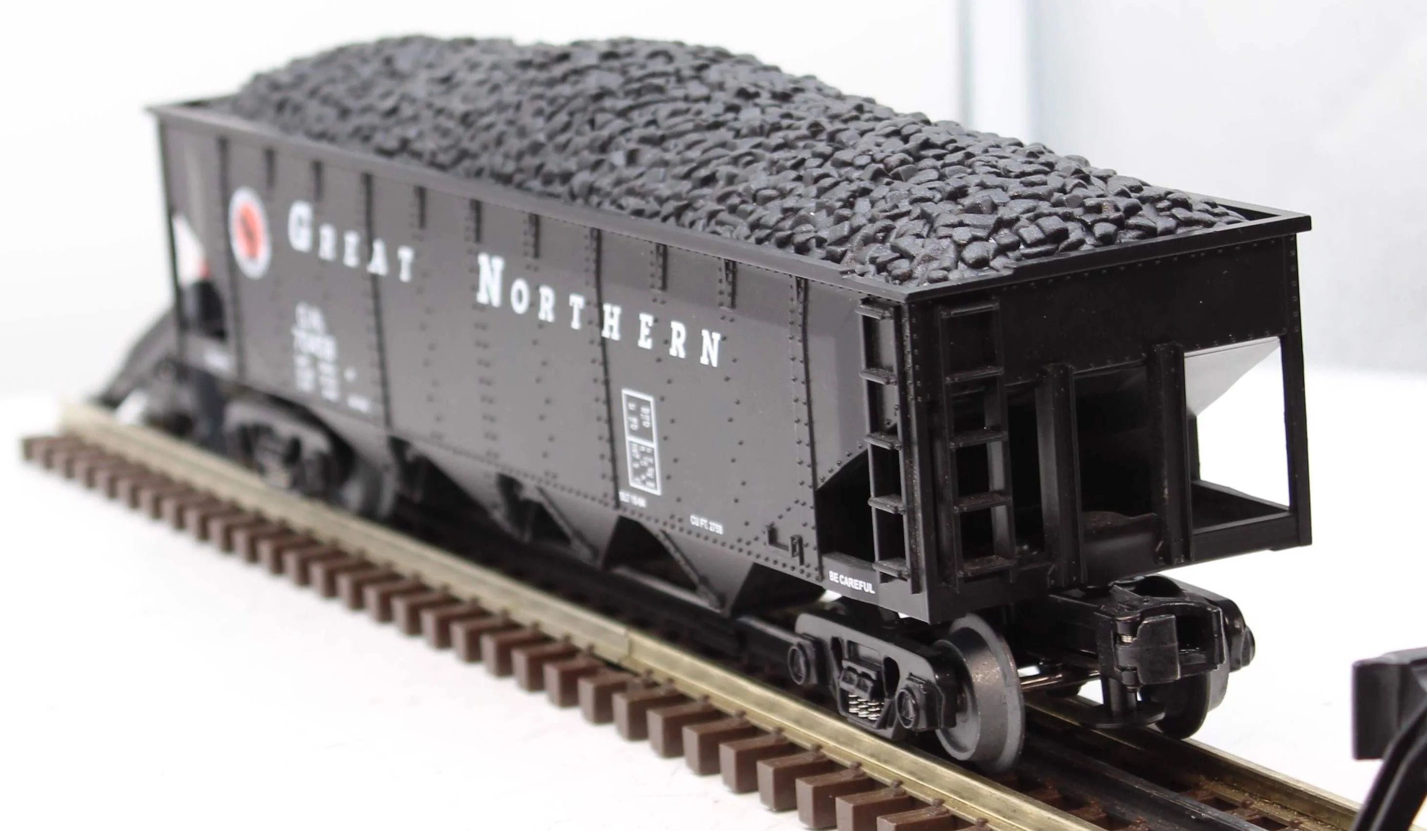 MTH 30-7006E  Great Northern 4 Bay hopper with Coal load O SCALE Used No Box - Image 4