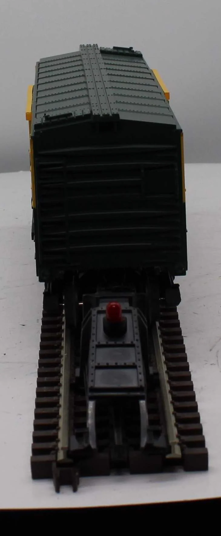 MTH 30-7109 CHICAGO & NORTH WESTERN Stock Car RailKing O Scale Like New - Image 3