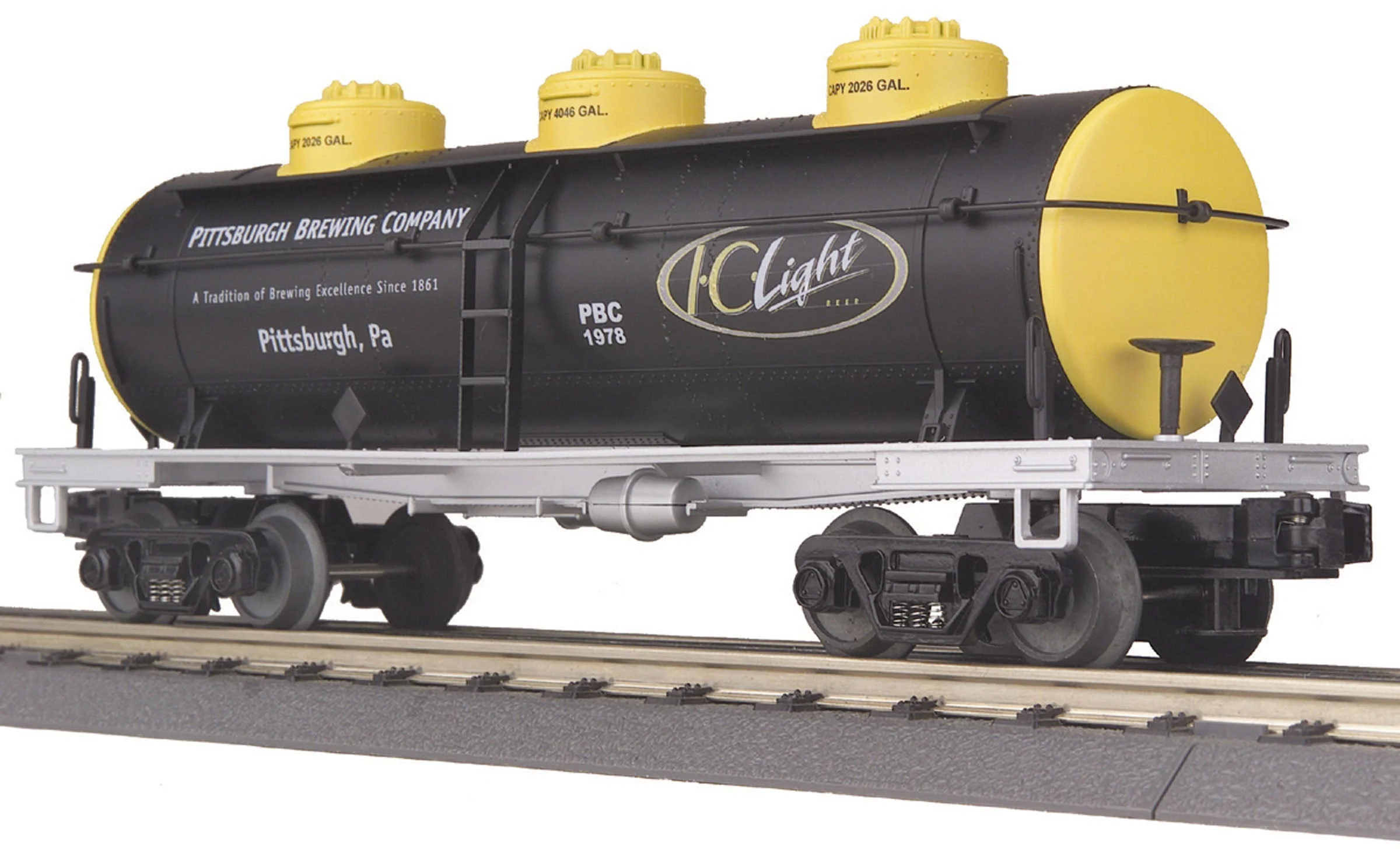 MTH 30-7367/6 Iron City I.C. Light 3-Dome Tank Car O Scale WRONG BOX(?)