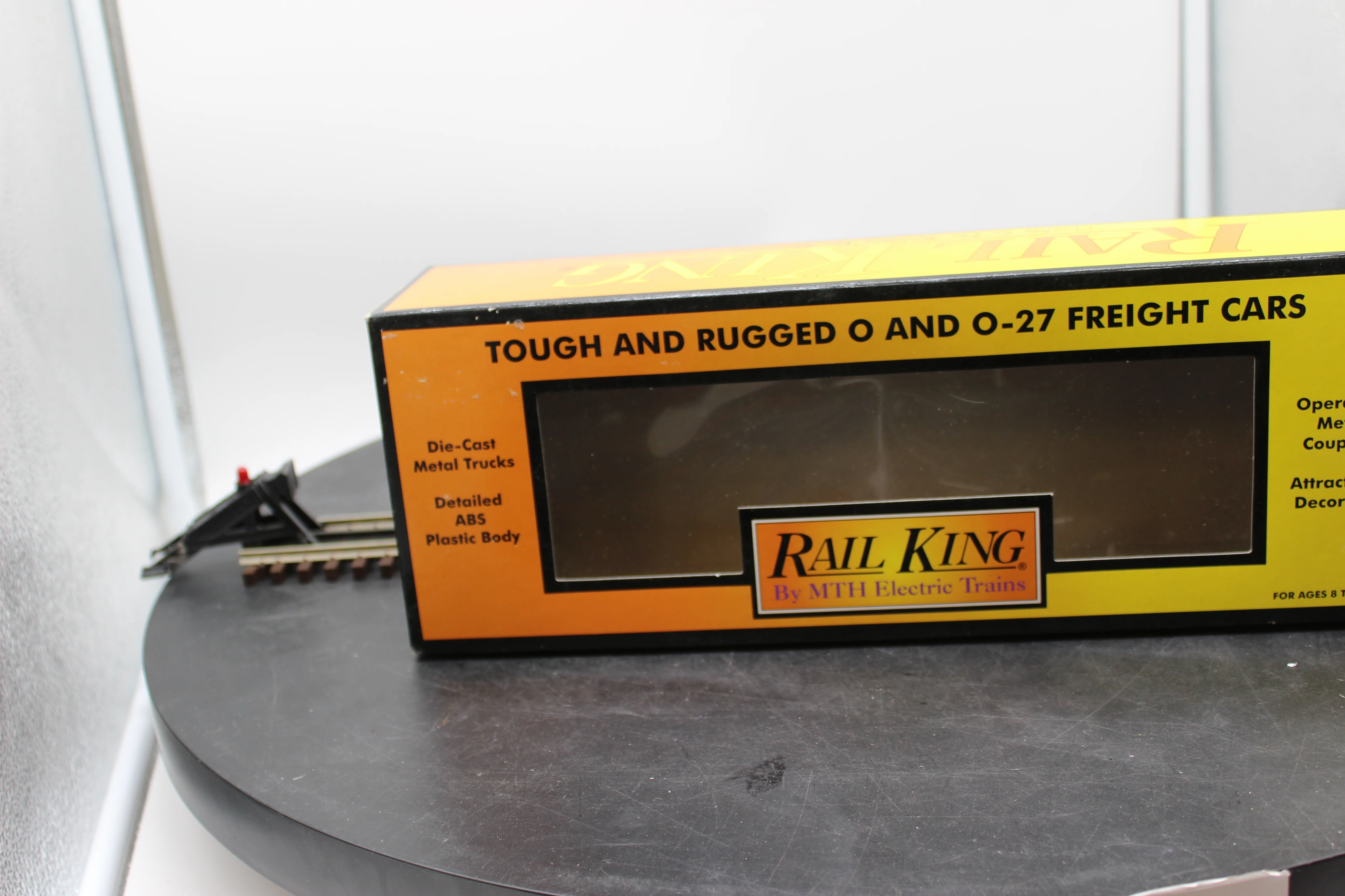 MTH 30-74226 Pittsburgh Christmas Box Car O Scale Like New - Image 9