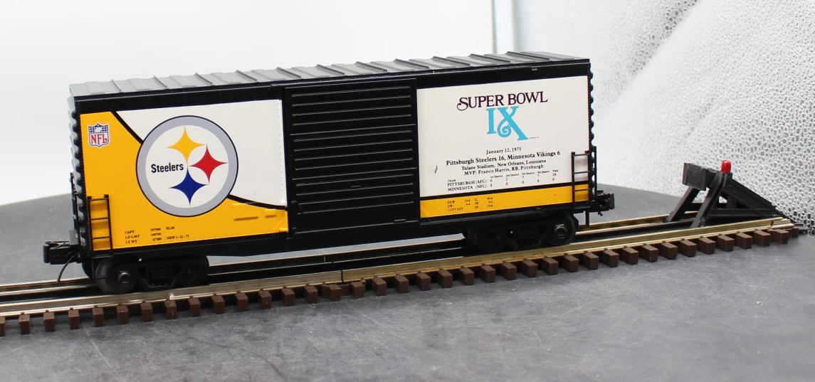 MTH 30-74362 NFL - Pittsburgh Steelers Super Bowl XL Champs 40' High Cube Box Car O SCALE Like New - Image 8