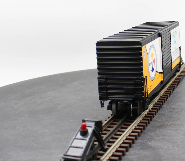 MTH 30-74362 NFL - Pittsburgh Steelers Super Bowl XL Champs 40' High Cube Box Car O SCALE Like New - Image 9