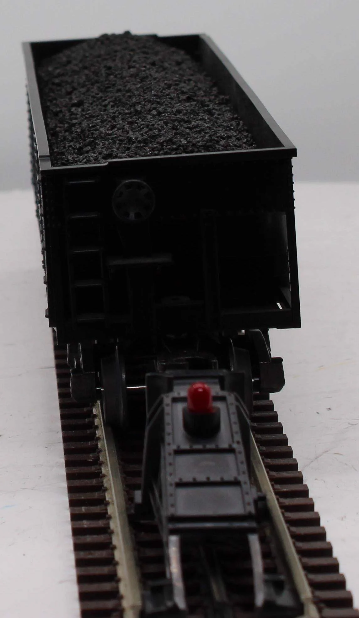 MTH 30-7503 SANTA FE 4 Bay Hopper Car RailKing #181764 O Scale Like New - Image 4