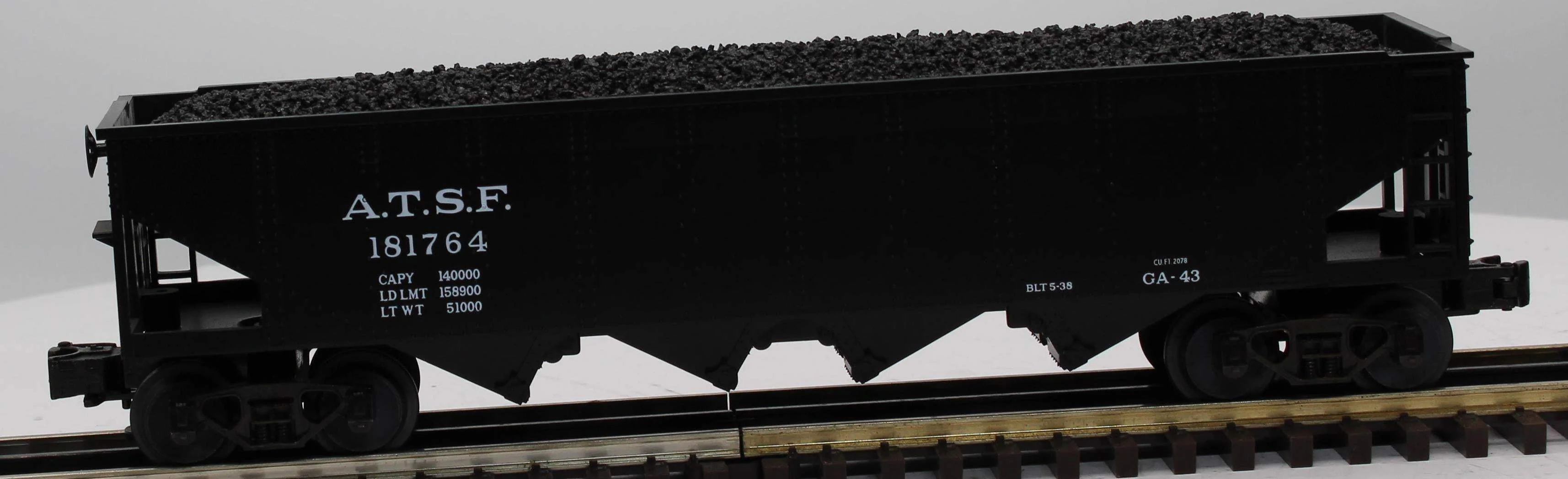 MTH 30-7503 SANTA FE 4 Bay Hopper Car RailKing #181764 O Scale Like New - Image 6