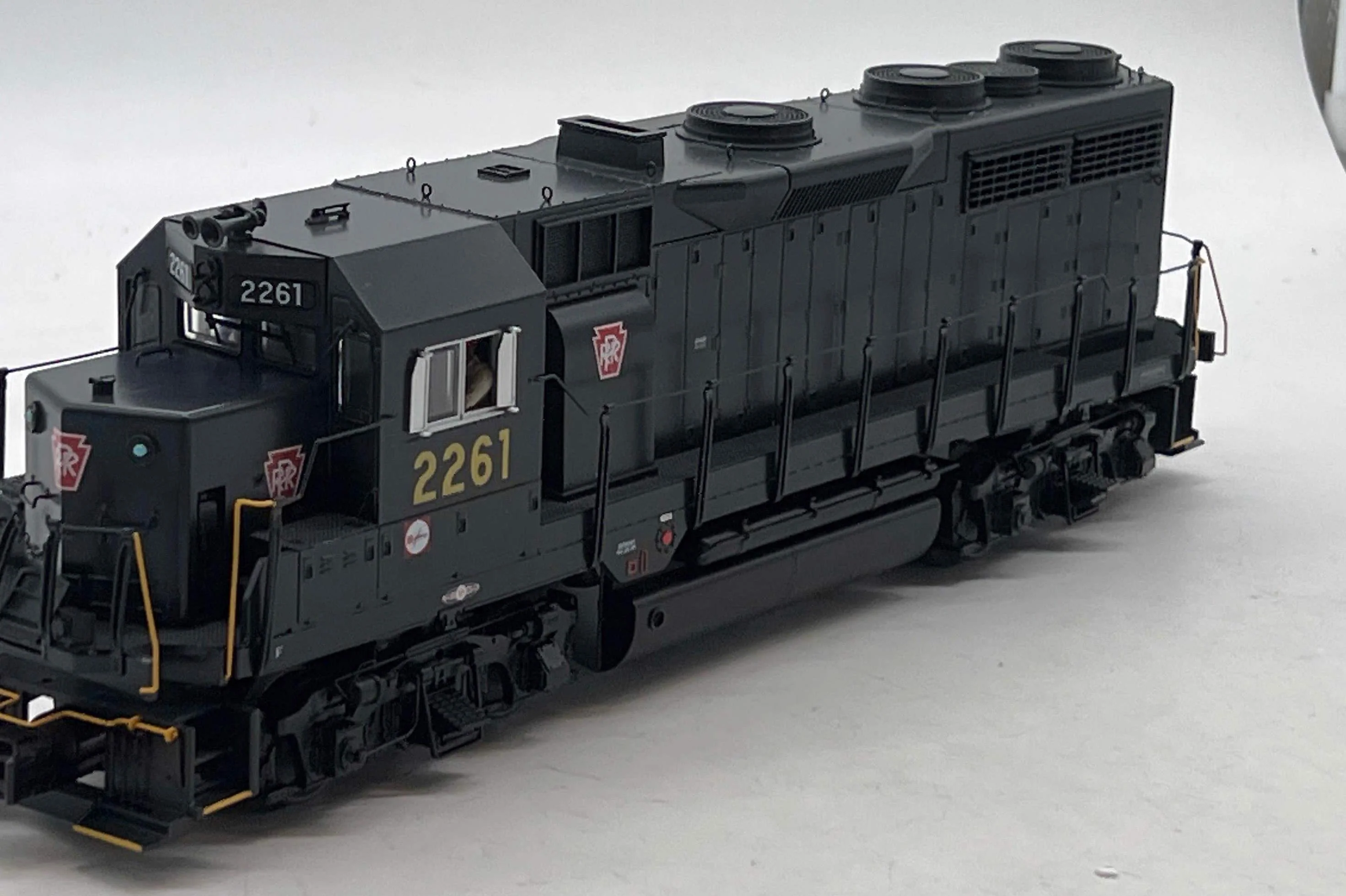 MTH Premier 20-21556-1 Pennsylvania PRR GP-35 Low Hood Diesel Engine with Proto-Sound 3.0 O SCALE Like New - Image 2