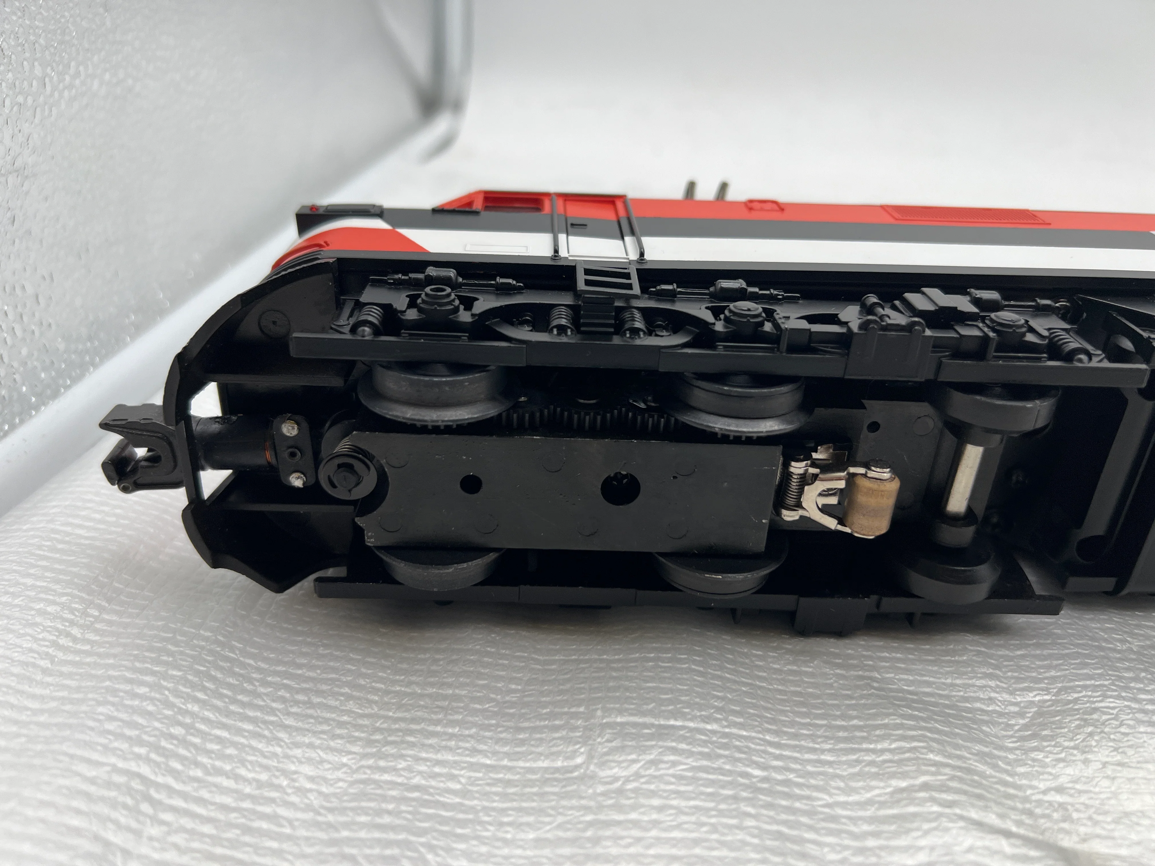 MTH Premier 20-2197-1 New Haven EP-5 Electric Engine Boxed passenger Set O SCALE. Like New Damaged Box - Image 19