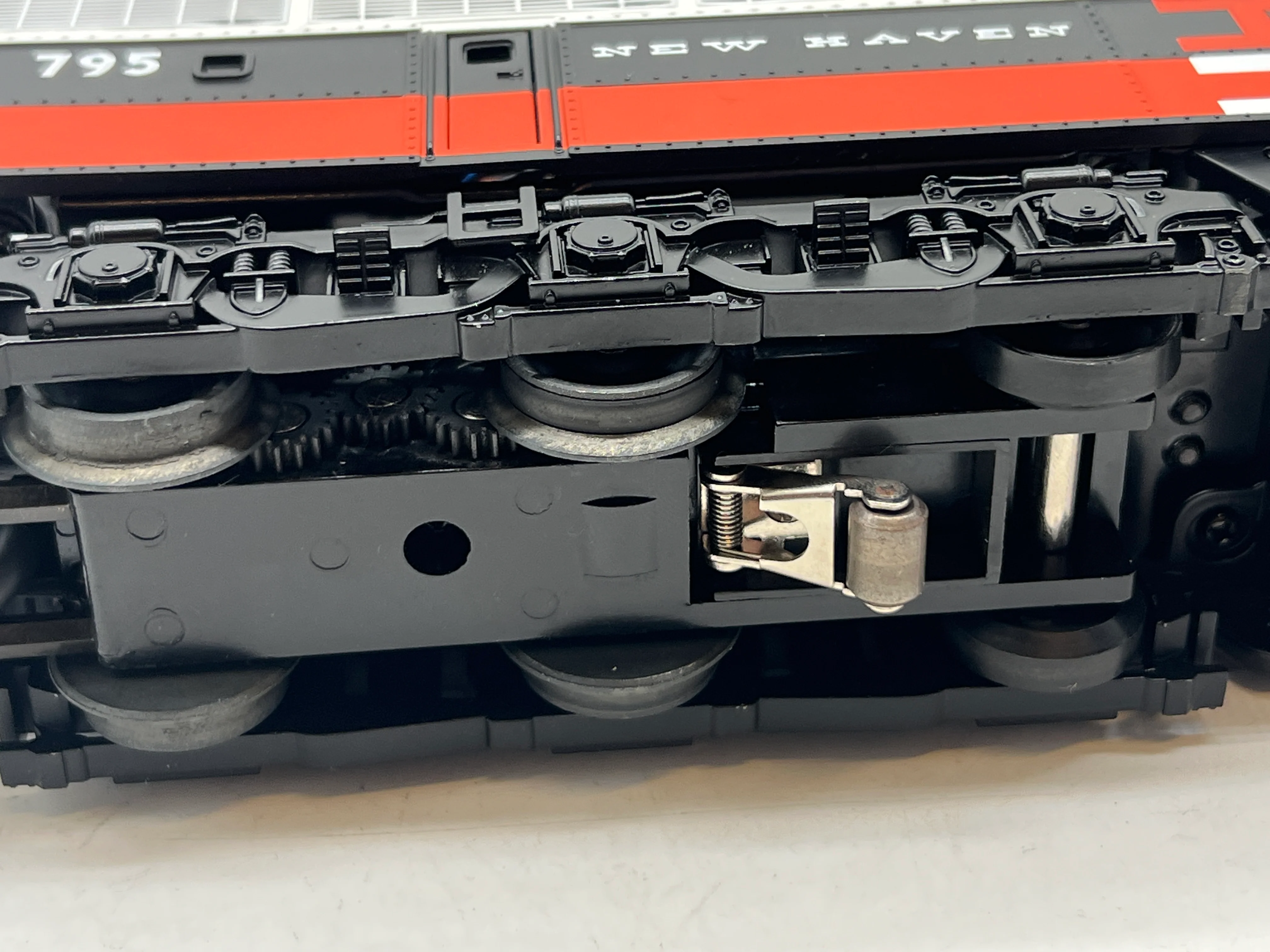 MTH Premier 20-2415-1 New Haven C-Liner Diesel Engine - NH Cab Nos.: A Units 794 & 795 With Proto-Sound 2.0 O SCALE Like New - Image 8