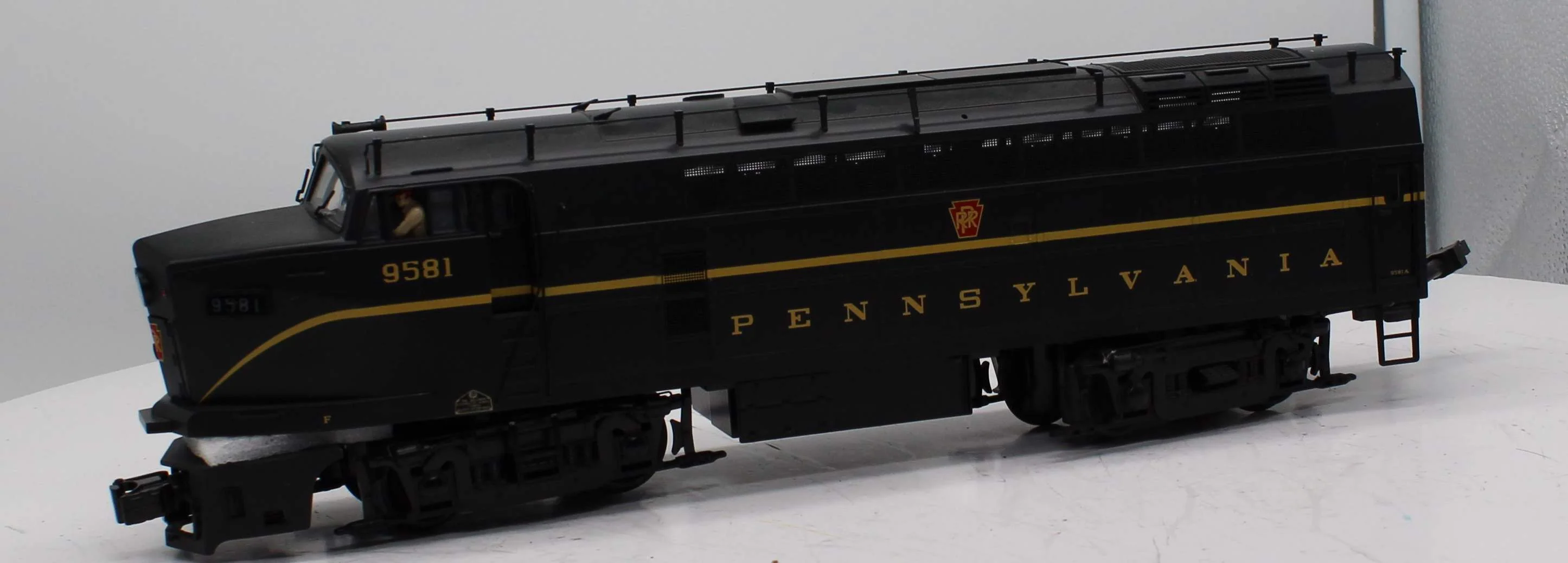 MTH Premier 20-2726-3 Pennsylvania Sharknose A Unit (Non-Powered) O SCALE Used Excellent - Image 10