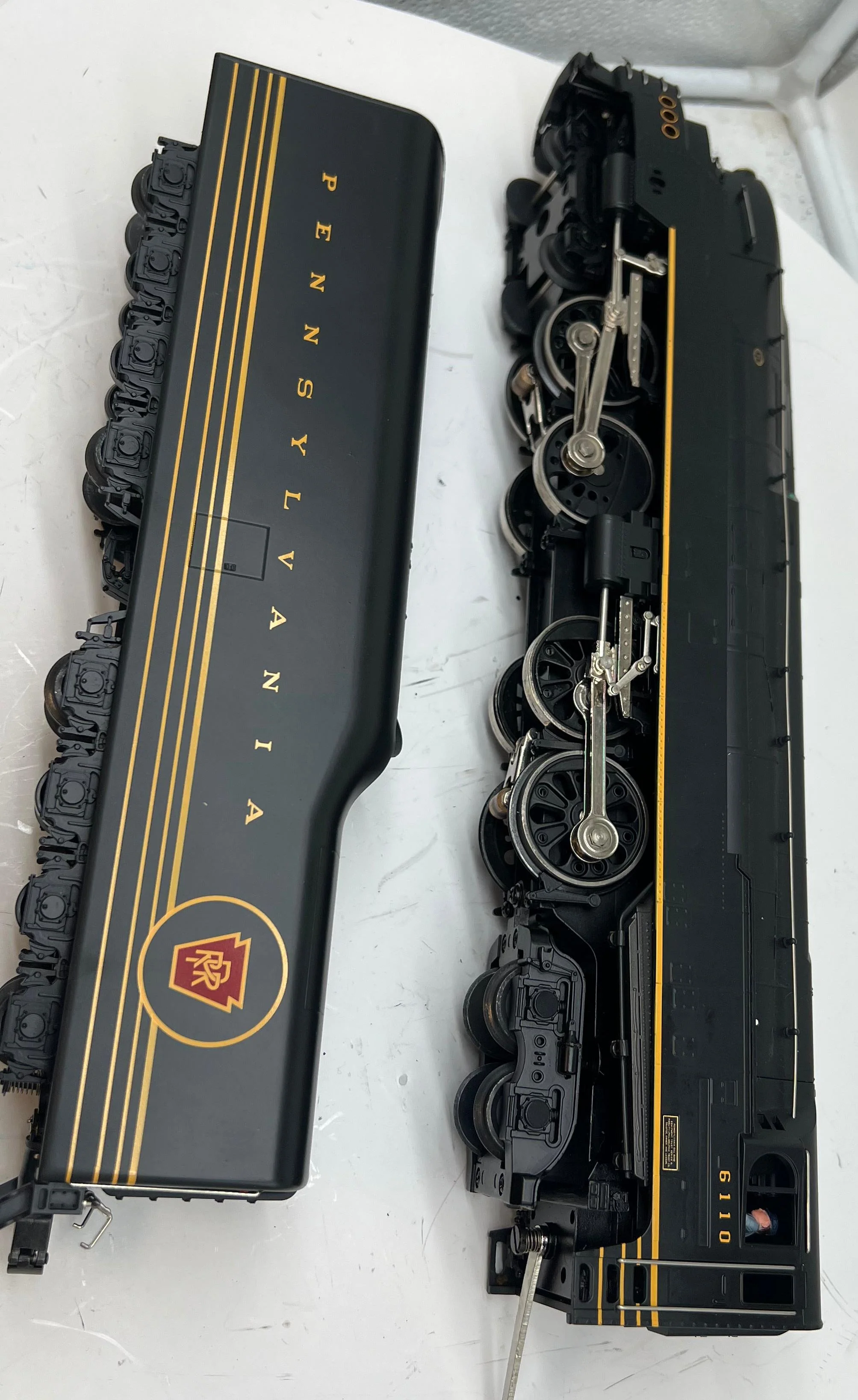 MTH  PREMIER  20-3043-1 PENNSYLVANIA RAILROAD PRR 4-4-4-4 T-1 Duplex Steam Locomotive & Tender #6110 O Scale Used Excellent - Image 11
