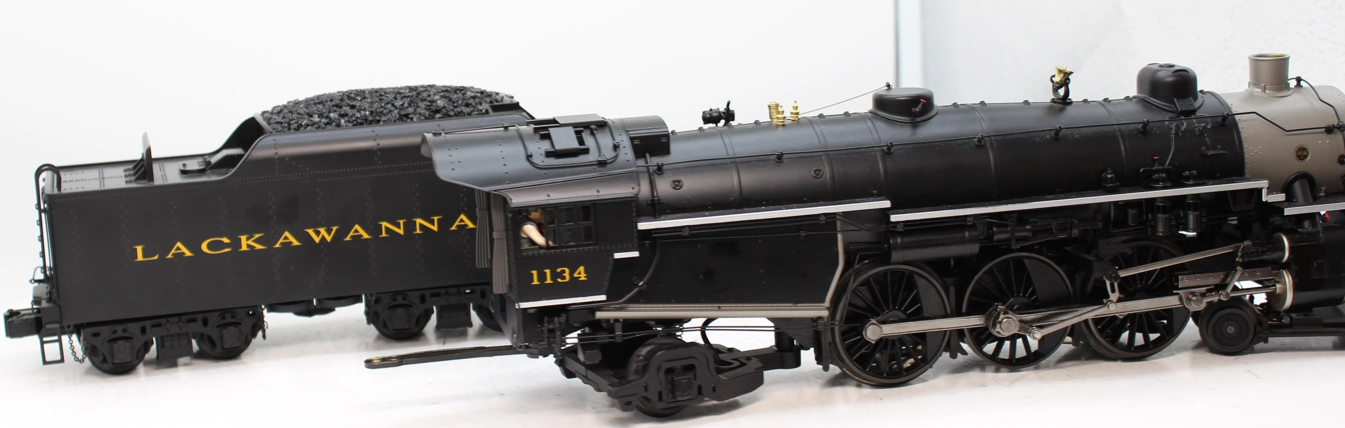 MTH Premier 20-3137-1 Lackawanna 4-6-2 P47 Baldwin Pacific Steam Engine with Proto-Sound 2.0 O SCALE Like New - Image 2